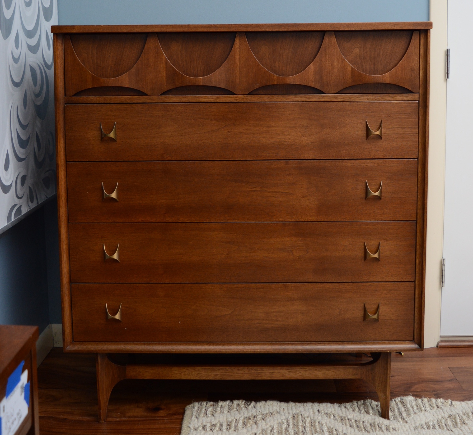 Broyhill Brasilia Chest of Drawers