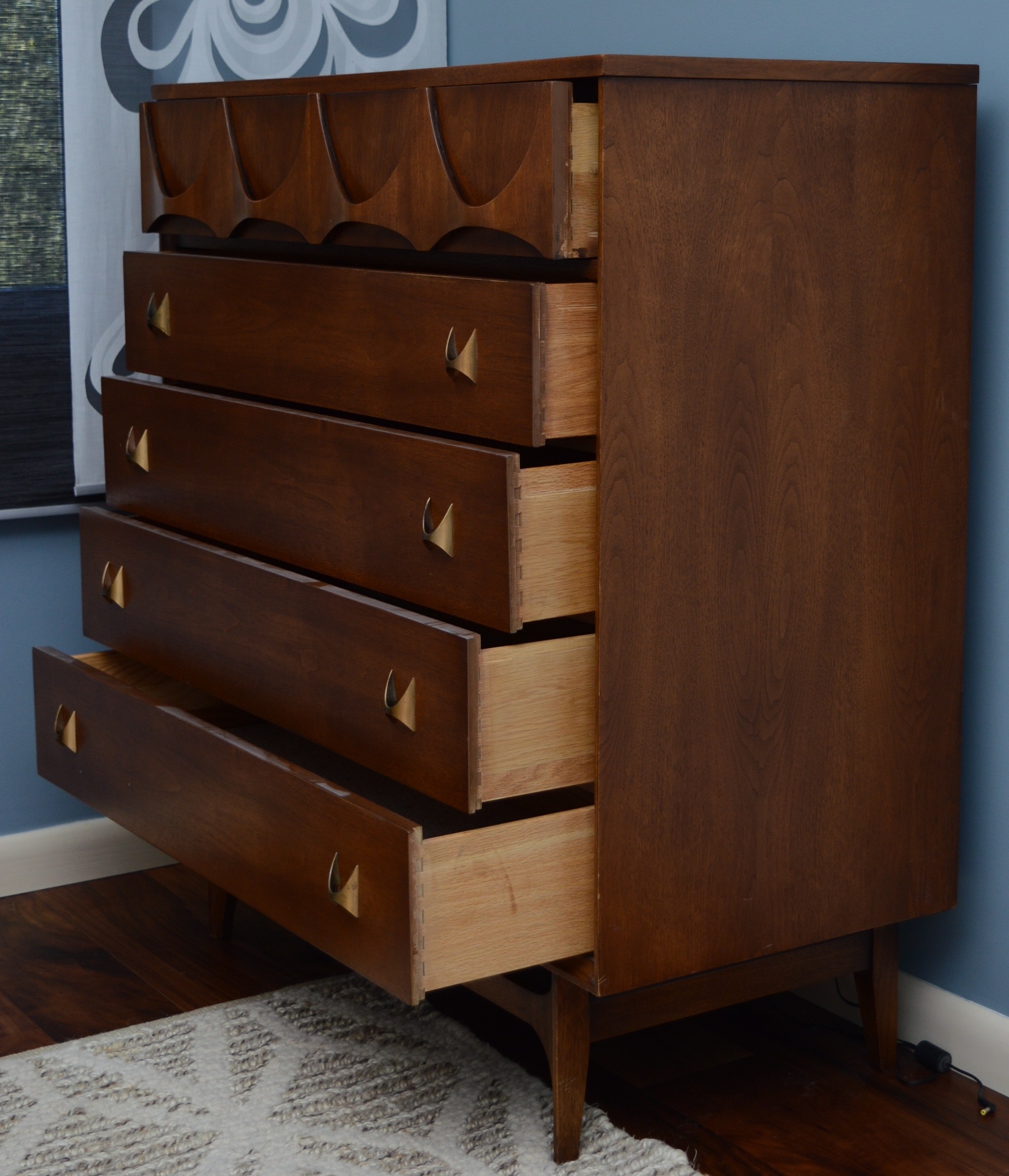 Broyhill Brasilia Chest of Drawers