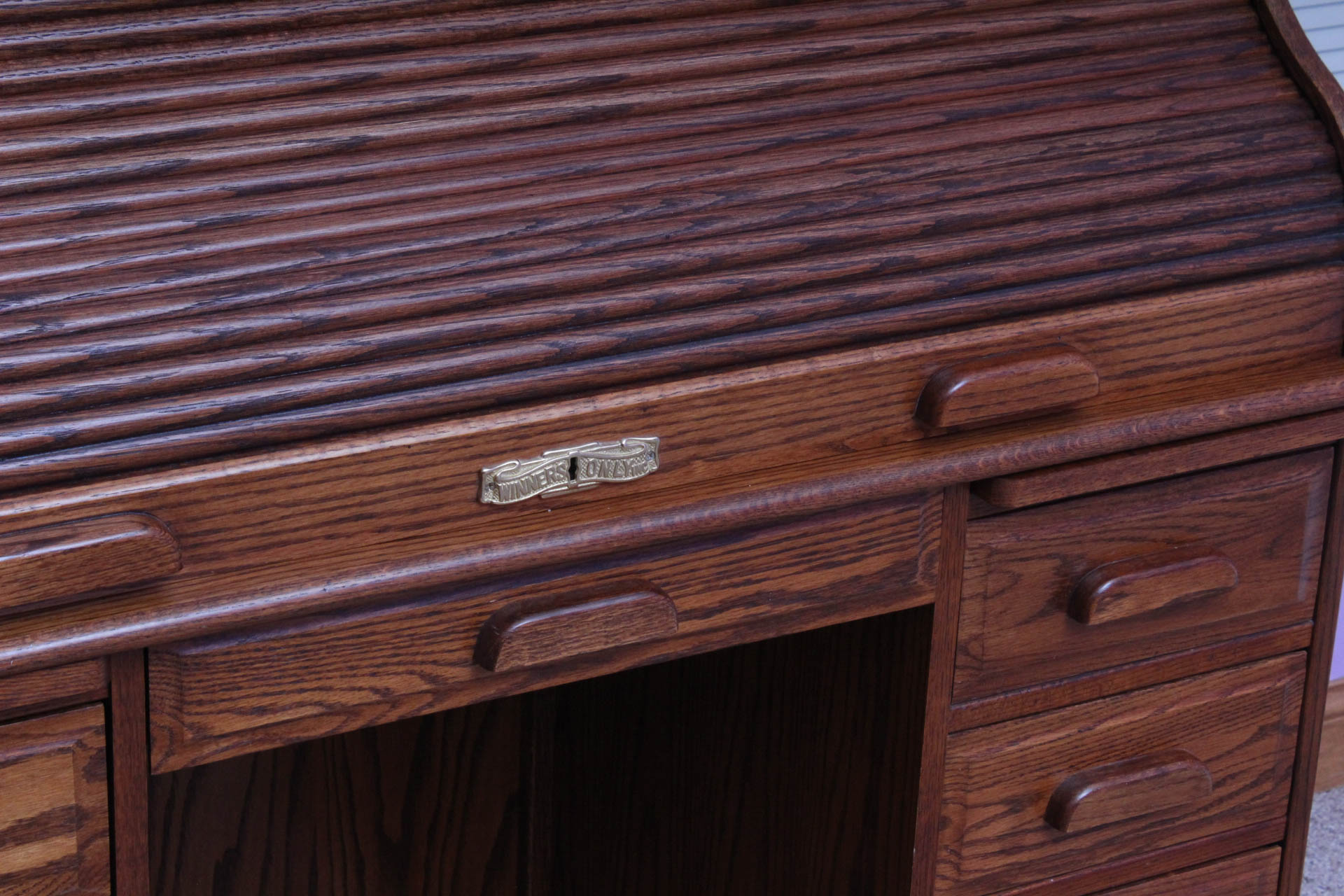 Winners Only Inc. Solid Oak Roll-Top Desk