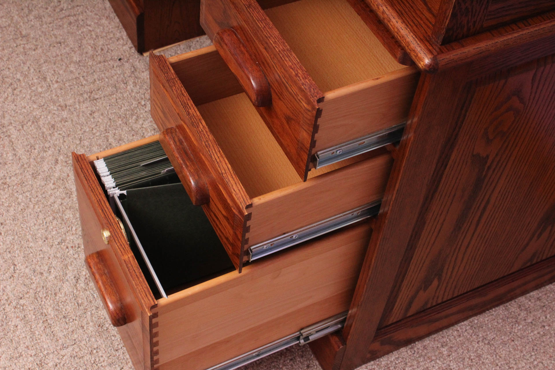 Winners Only Inc. Solid Oak Roll-Top Desk