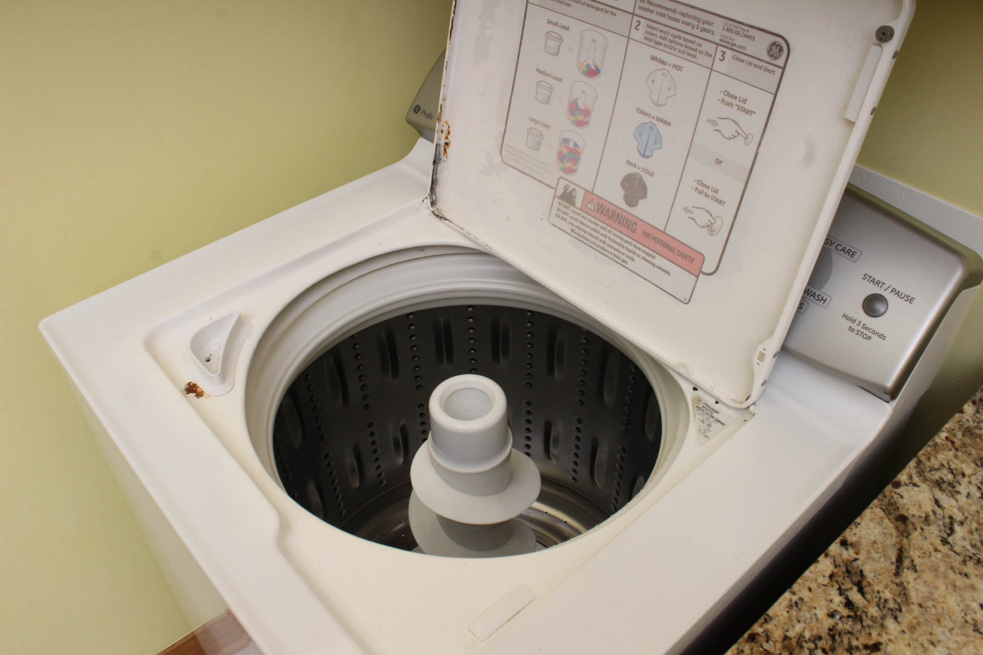 GE Profile 3.5 Cubic Foot Washing Machine