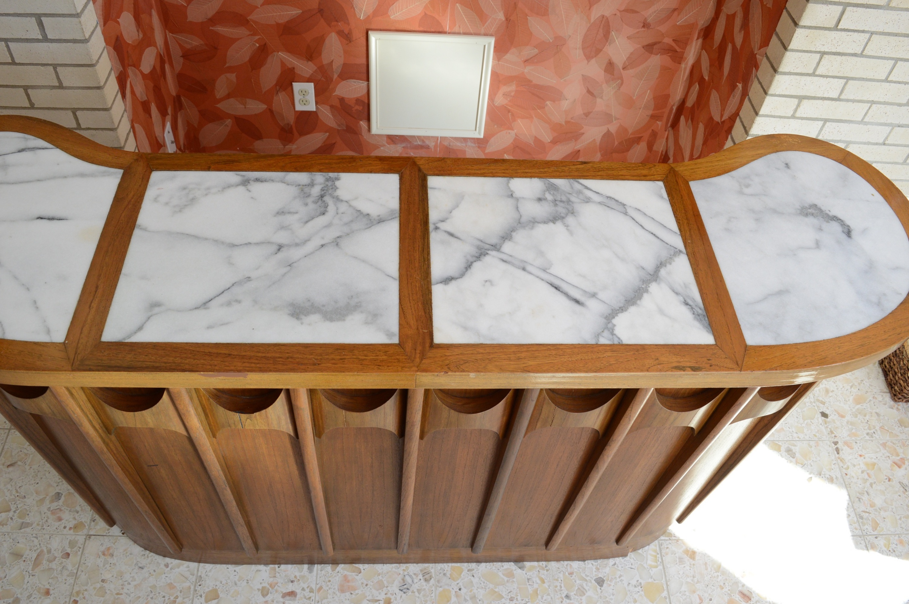 Broyhill Brasilia Mid Century Modern Bar with Marble Top