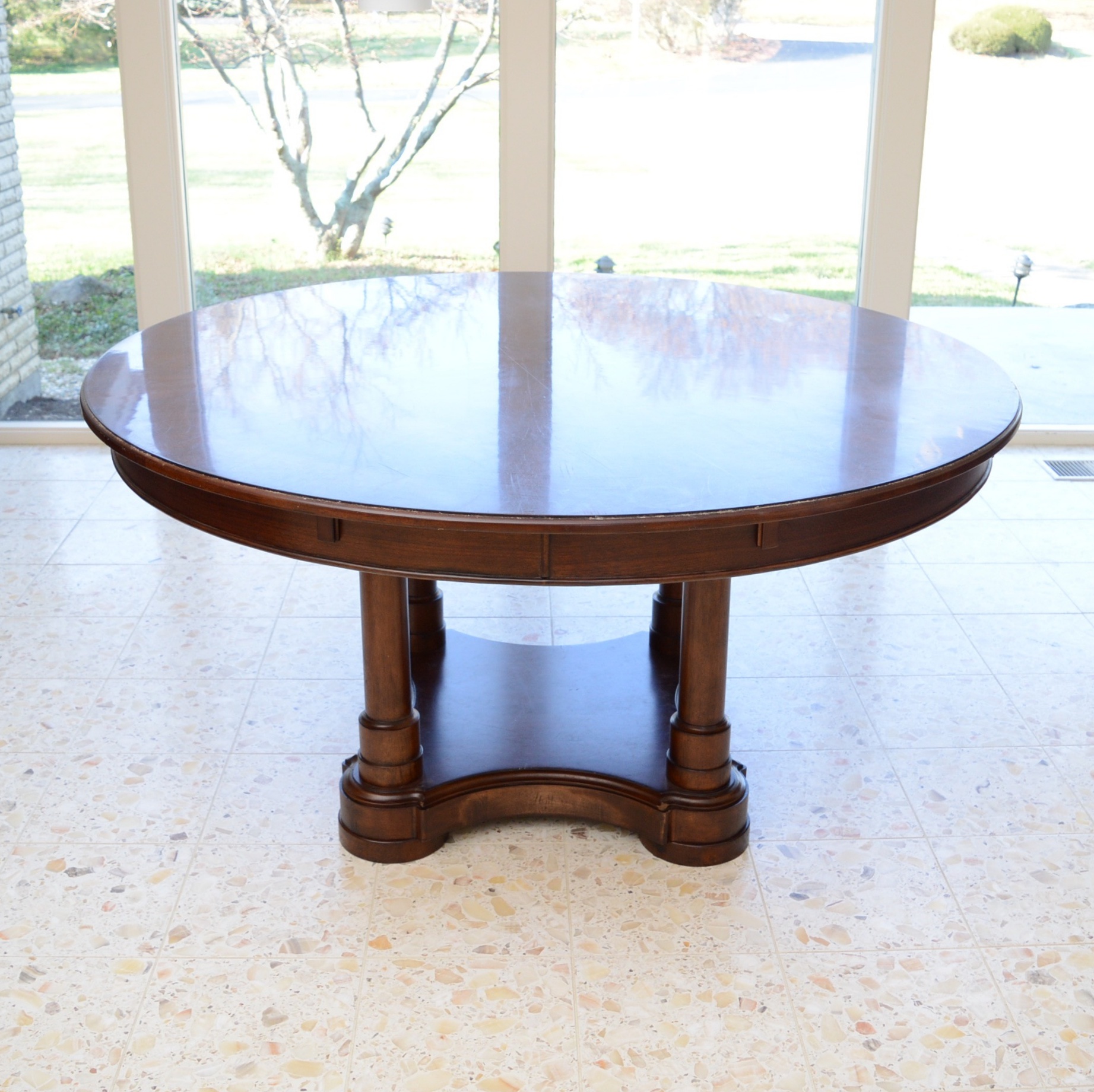 Stanley Dining Table with Linear Leaves