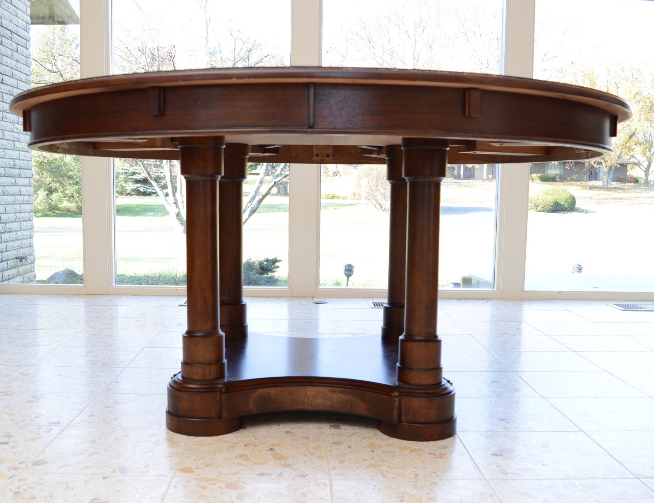 Stanley Dining Table with Linear Leaves