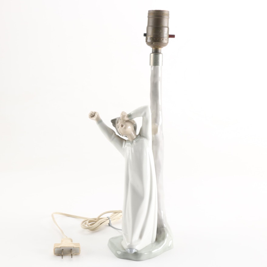 Nao by Lladro Porcelain Lamp of Yawning Boy