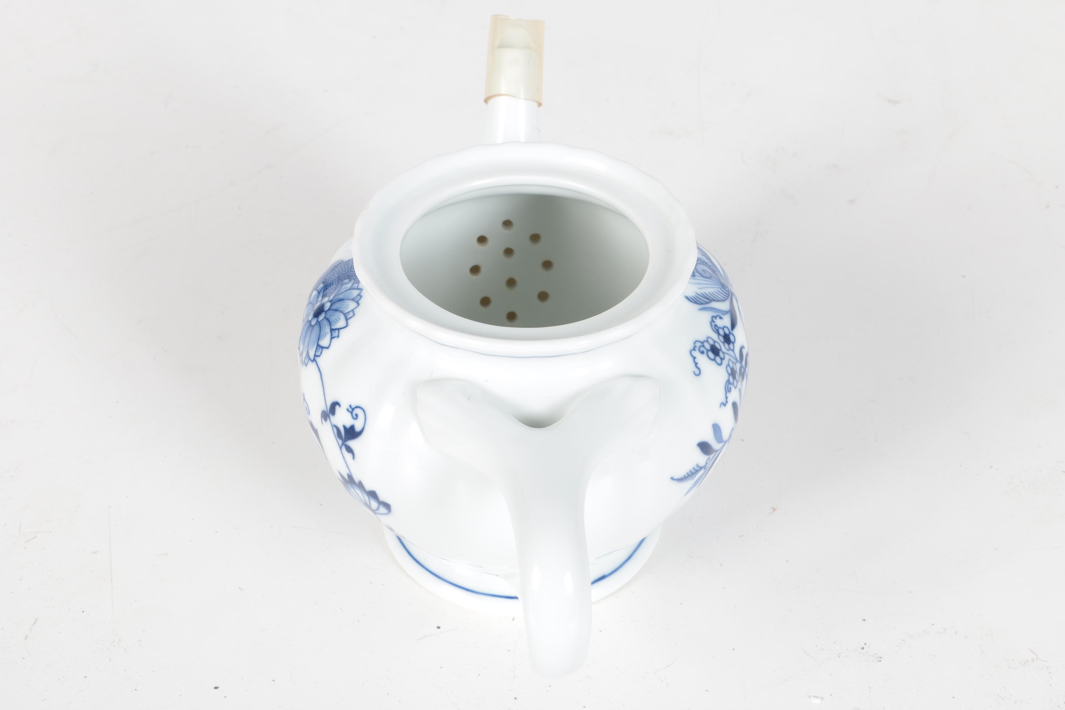 Blue Danube China Set