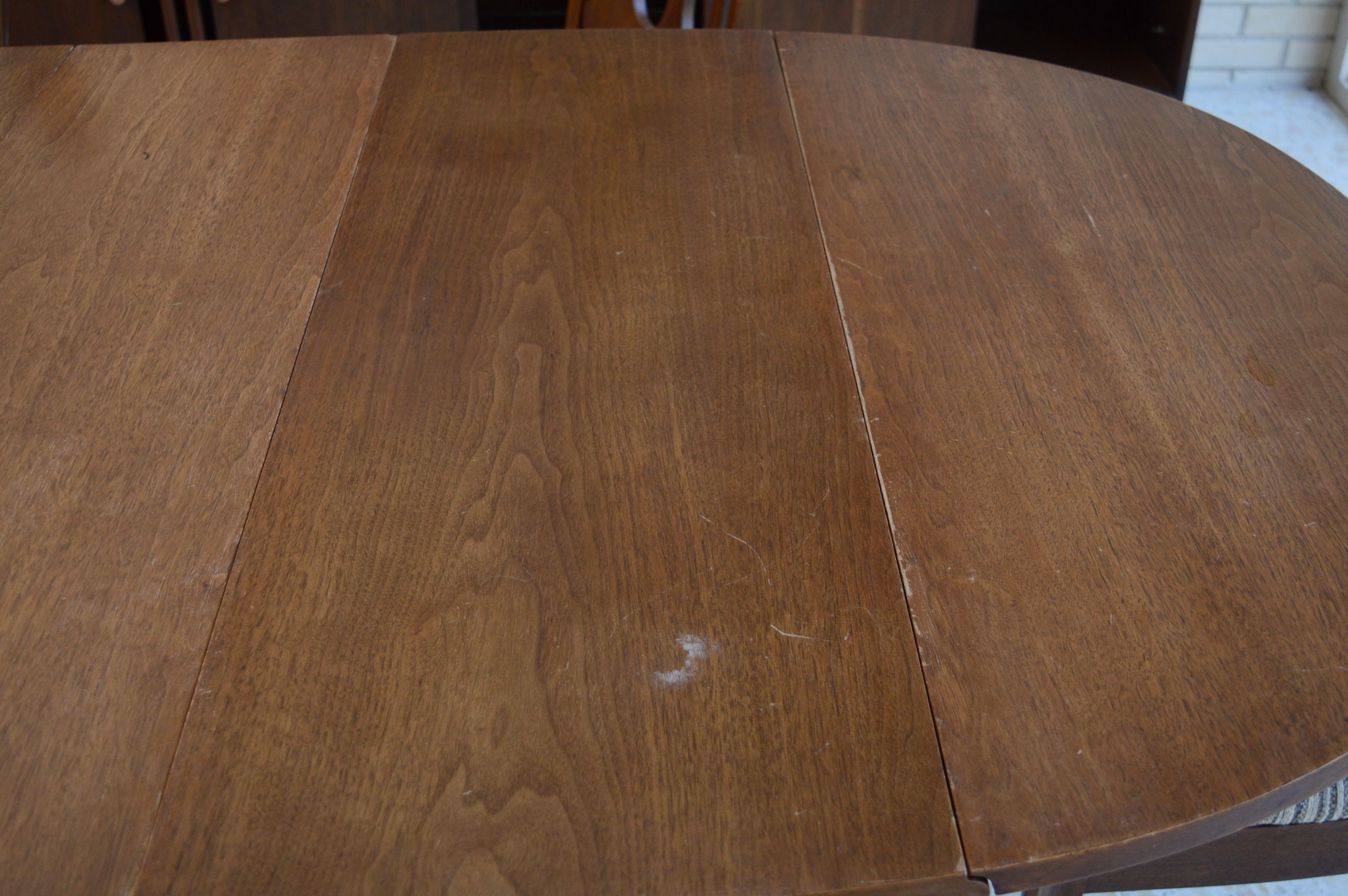 Broyhill Brasilia Drop Leaf Dining Table and Six Chairs