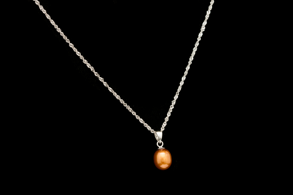 Sterling Silver and Dyed Freshwater Pearl Pendant with Chain