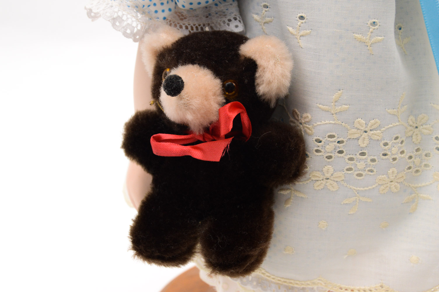 Susan Wakeen, Good-Kruger, and Thelma Resch Dolls