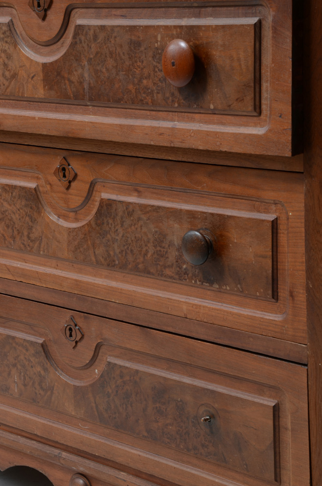 Late Victorian Eastlake Style Chest of Drawers