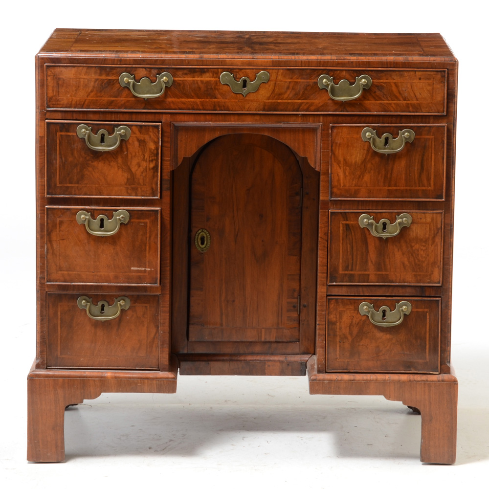 Antique George III Kneehole Dressing Table in Walnut