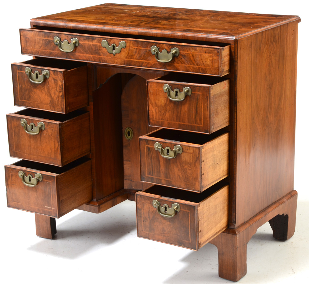 Antique George III Kneehole Dressing Table in Walnut