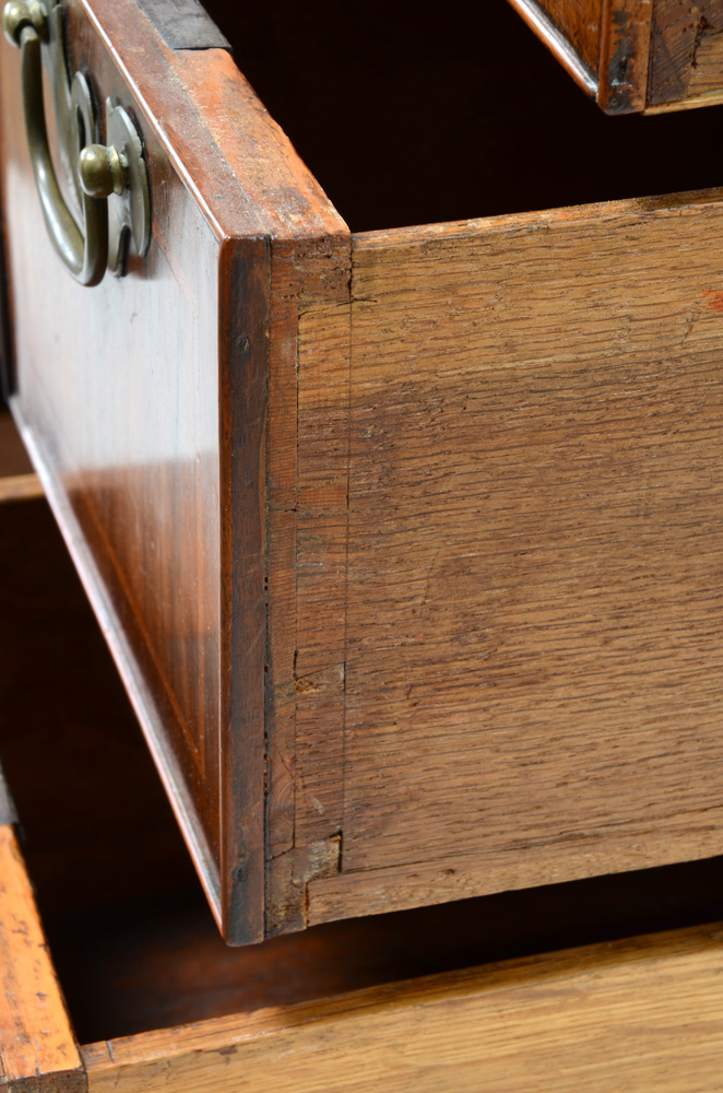 Antique George III Kneehole Dressing Table in Walnut
