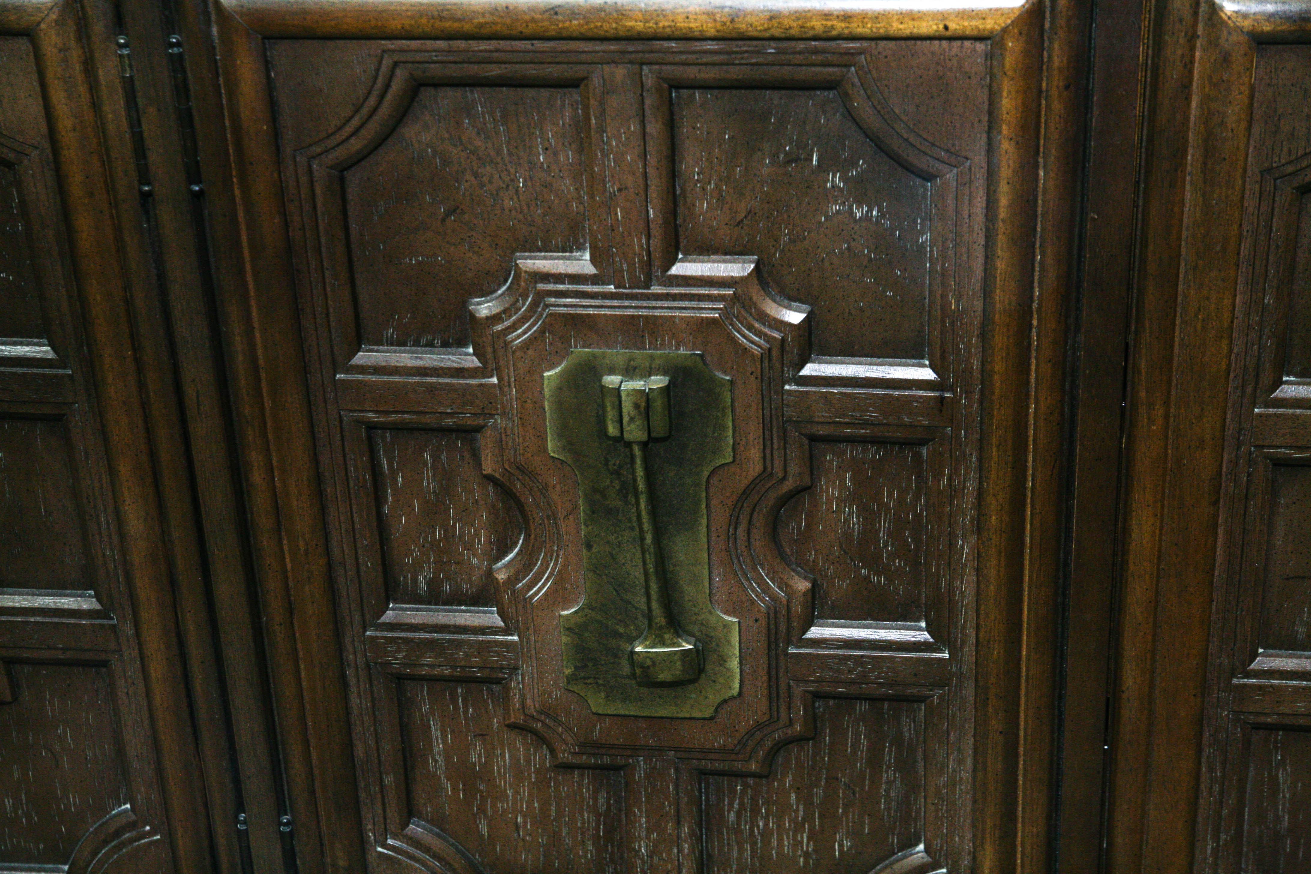 Mid-Century Chest of Drawers and Mirrors by Stanley