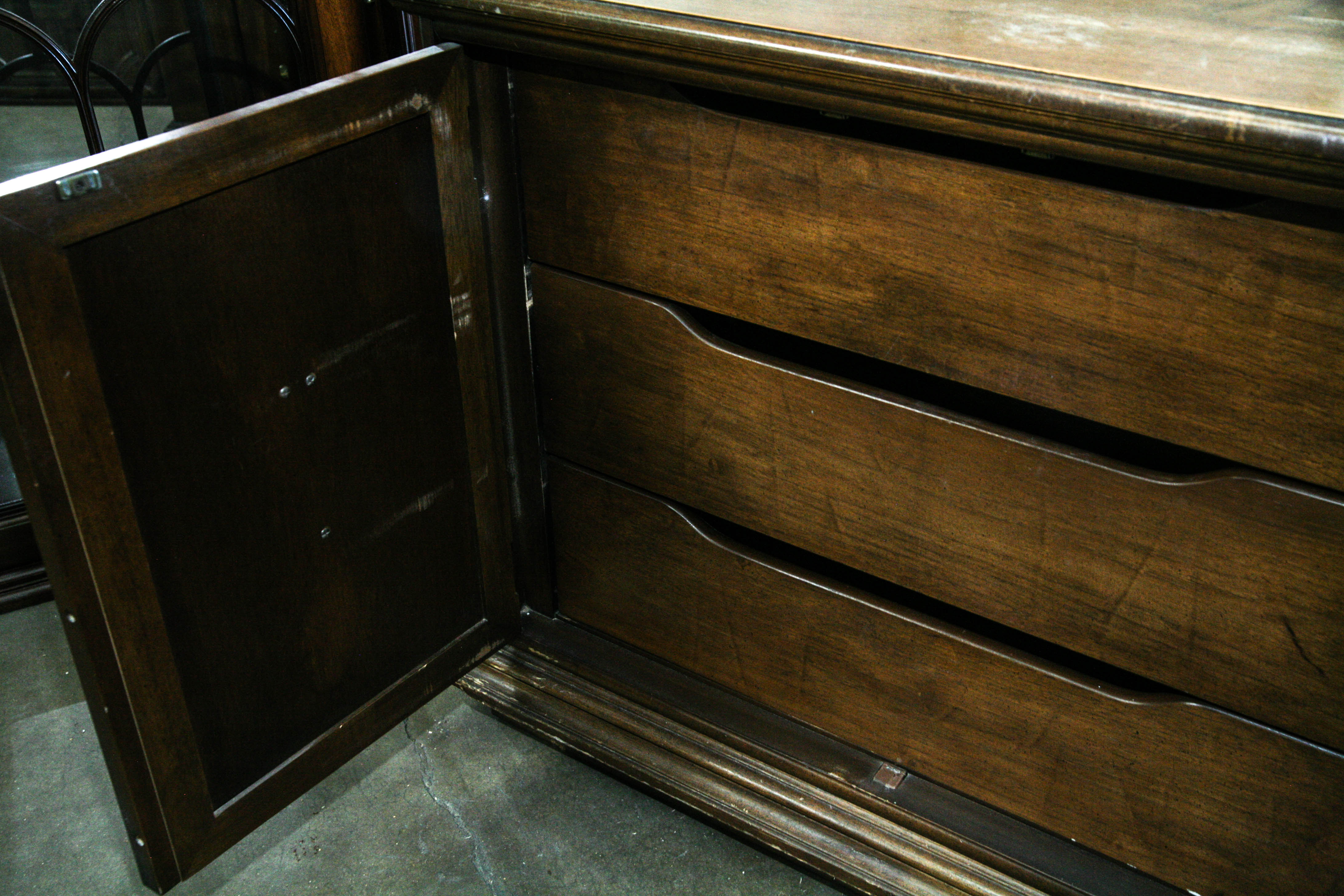 Mid-Century Chest of Drawers and Mirrors by Stanley