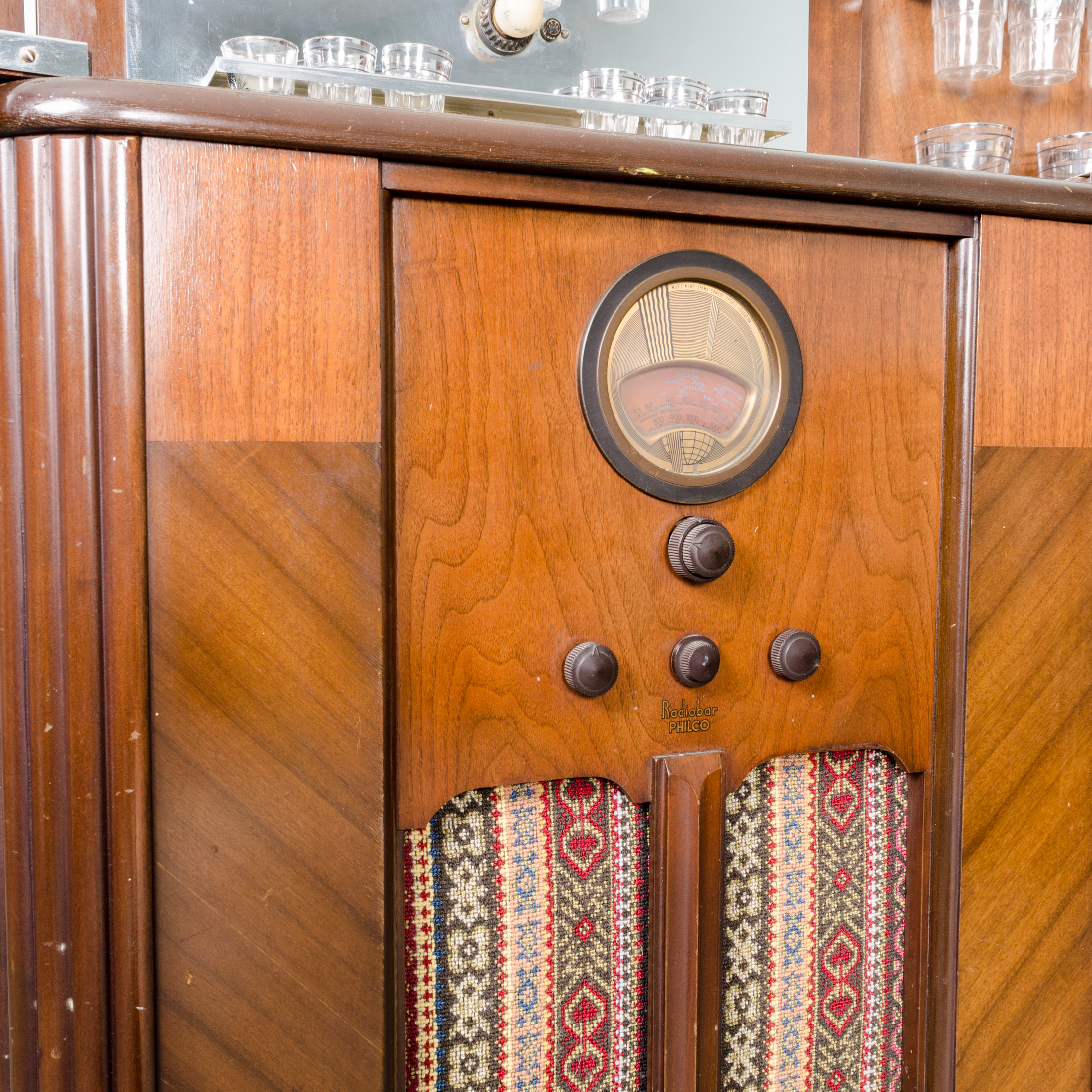 Art Deco "Radiobar" by Philco