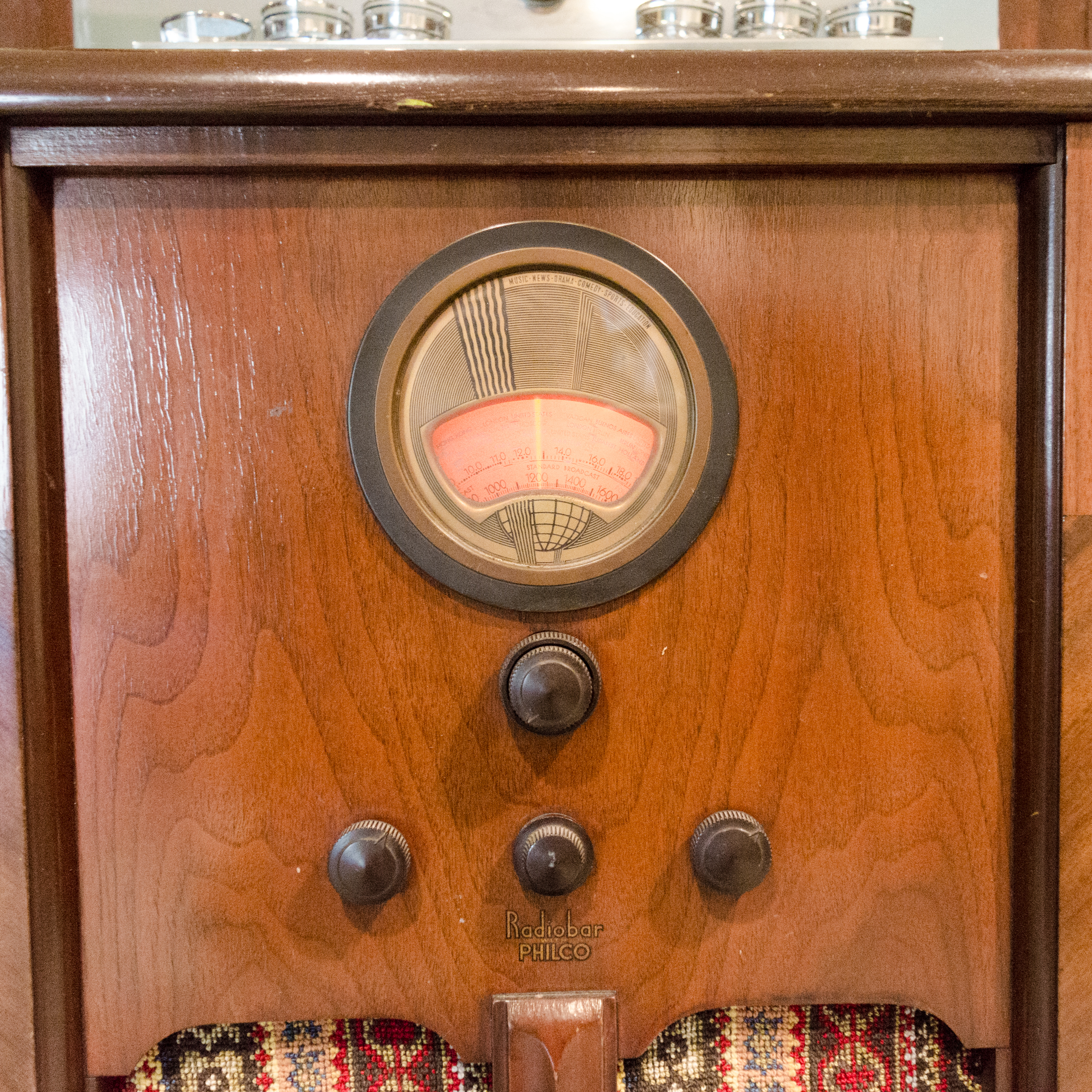 Art Deco "Radiobar" by Philco