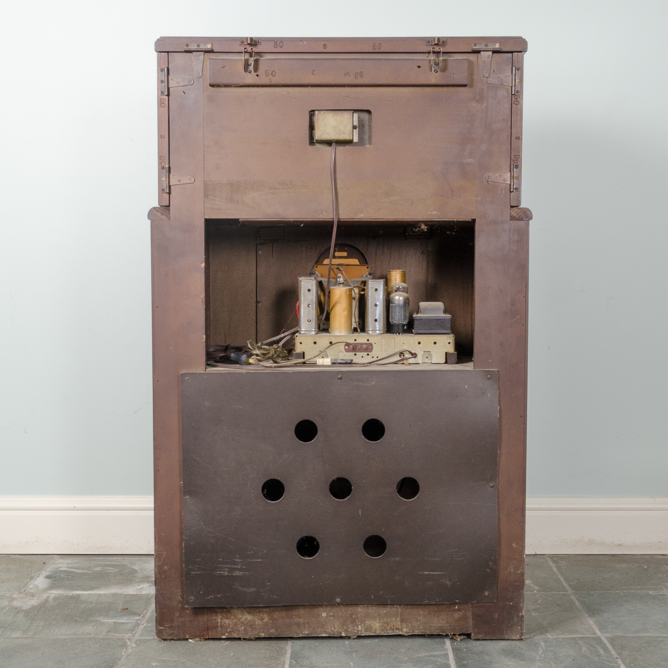 Art Deco "Radiobar" by Philco