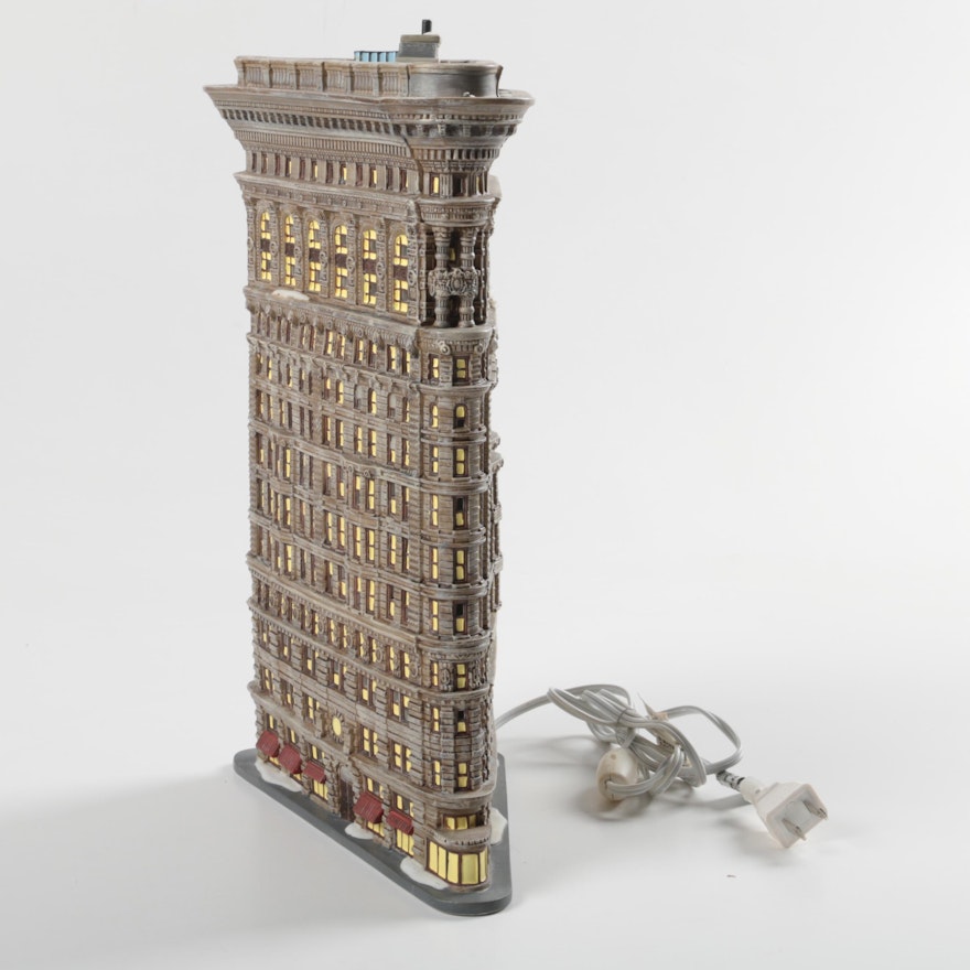 Department 56 Christmas in the City Series "Flatiron Building"