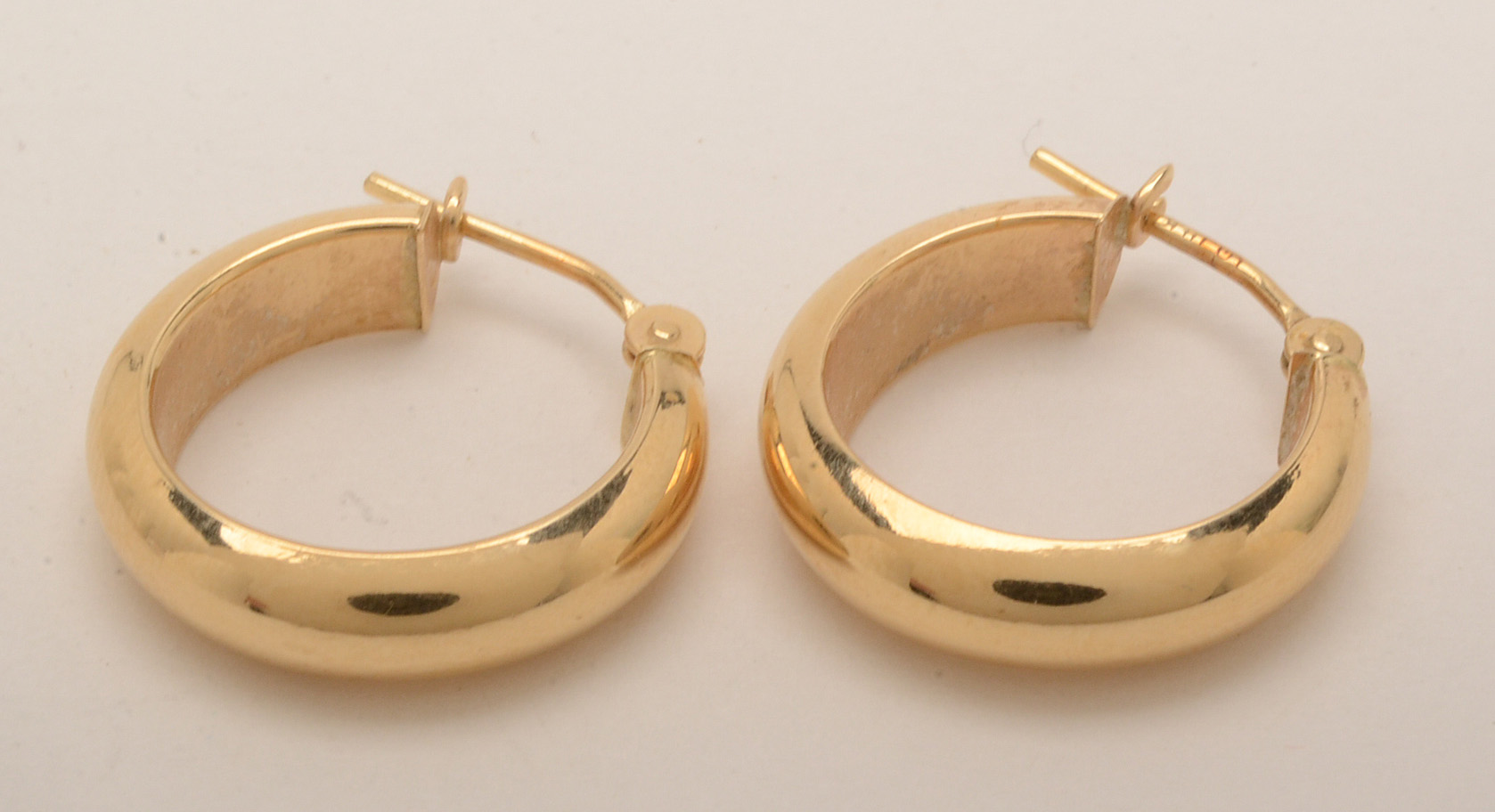 14K Yellow Gold Hoop Earrings