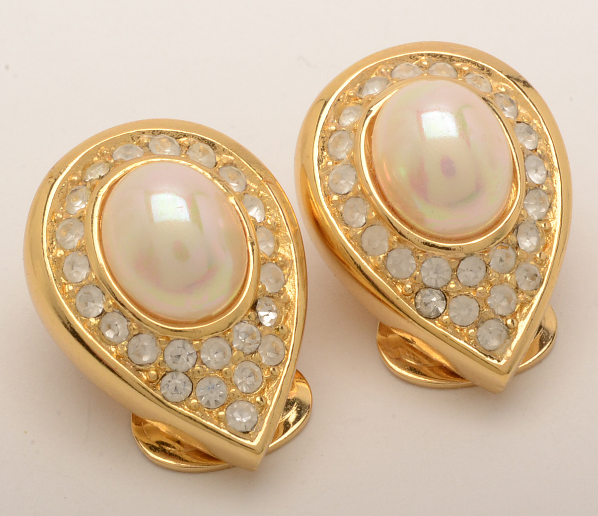 Collection of Gold Tone Accent Jewelry