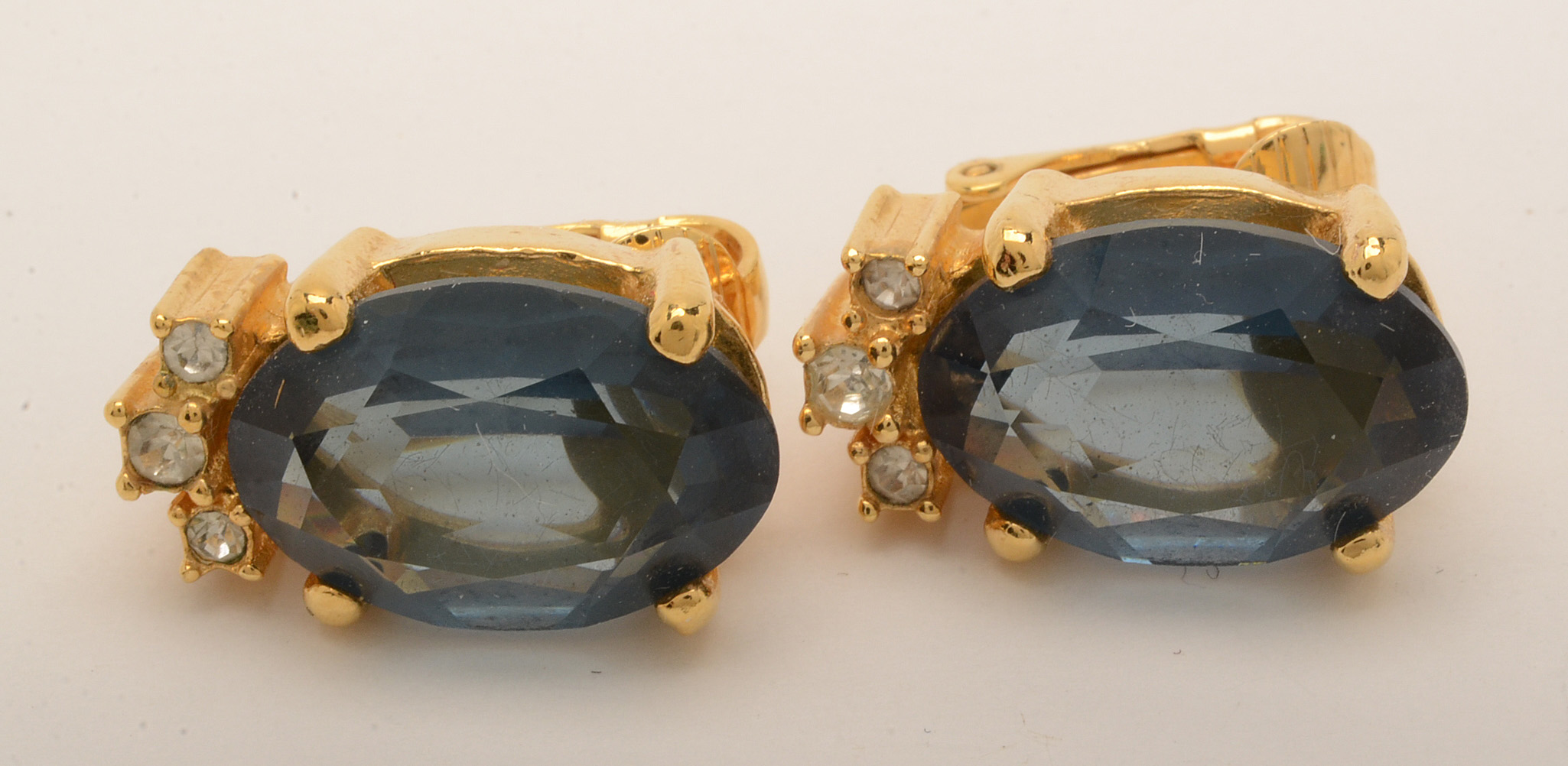 Collection of Gold Tone Accent Jewelry