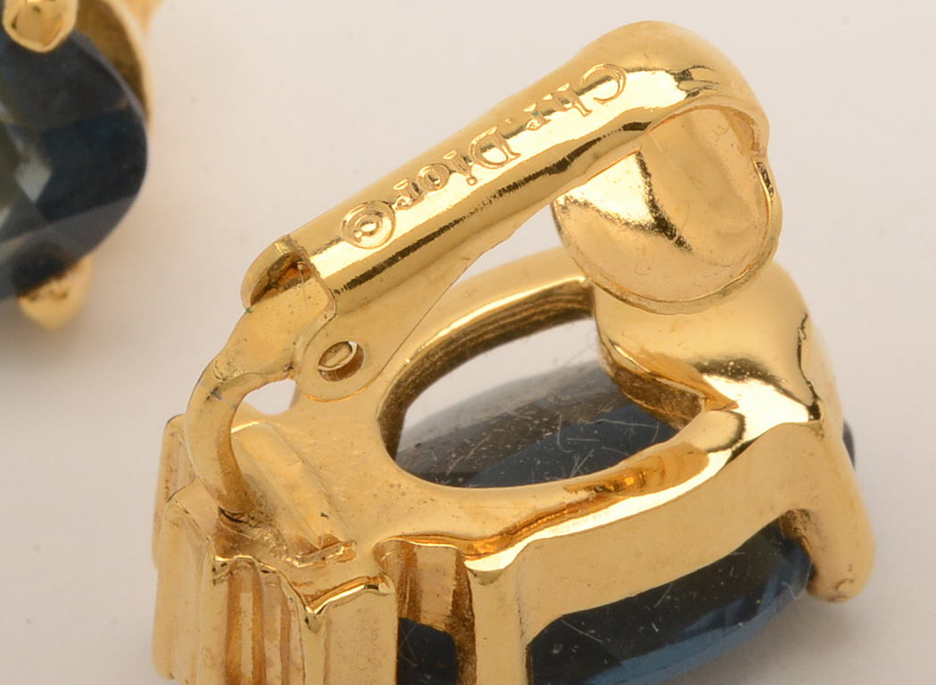 Collection of Gold Tone Accent Jewelry