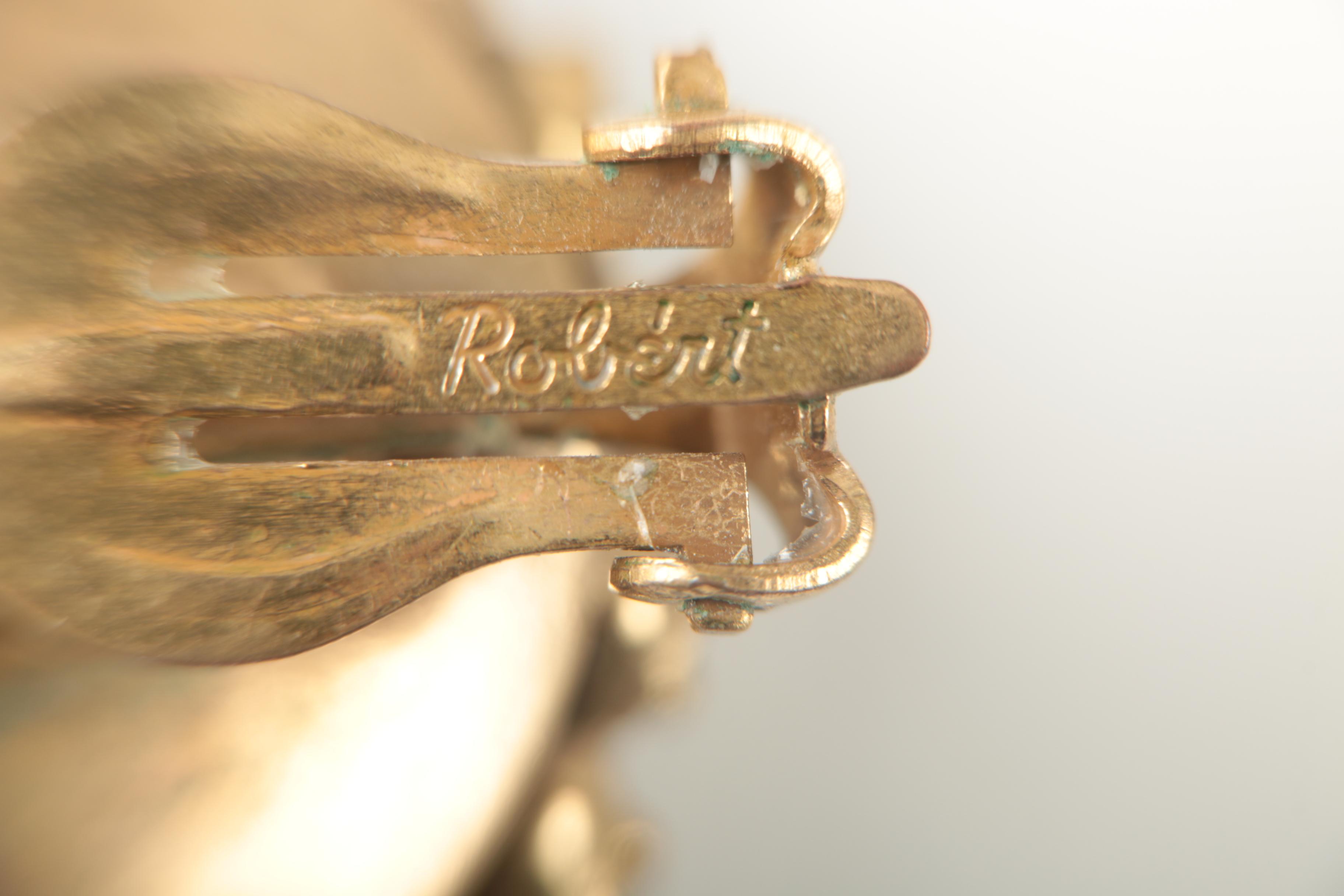 Sterling Silver Jewelry featuring Black Onyx Brooch