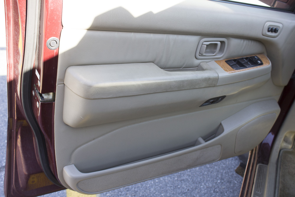 2001 Infiniti QX4 SUV