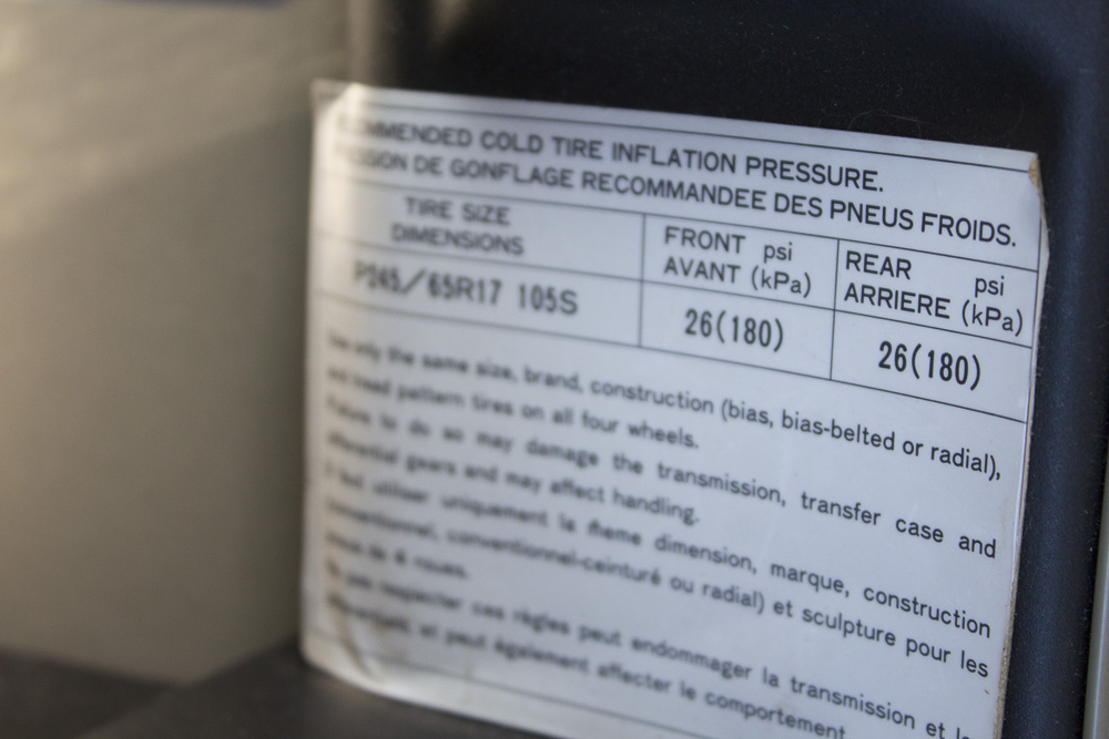 2001 Infiniti QX4 SUV