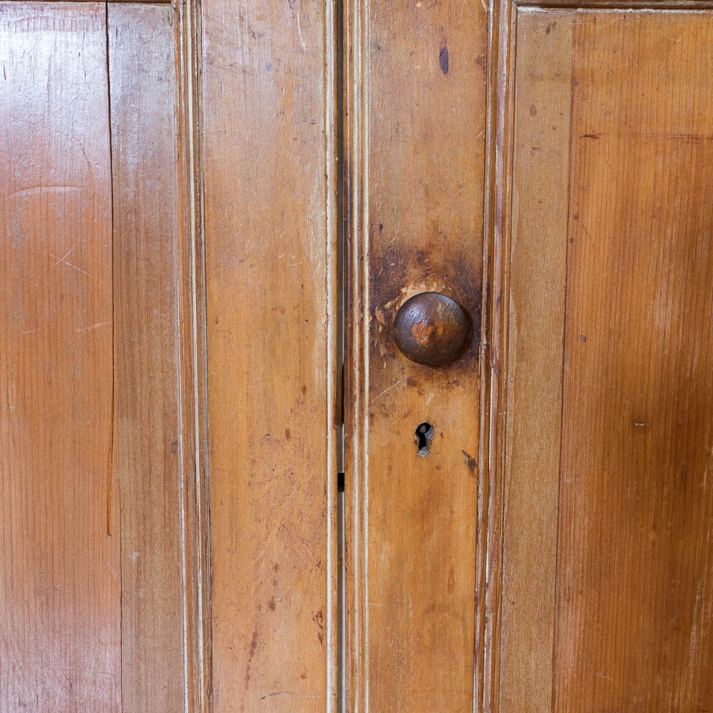 Antique Arts and Crafts Pine Hutch