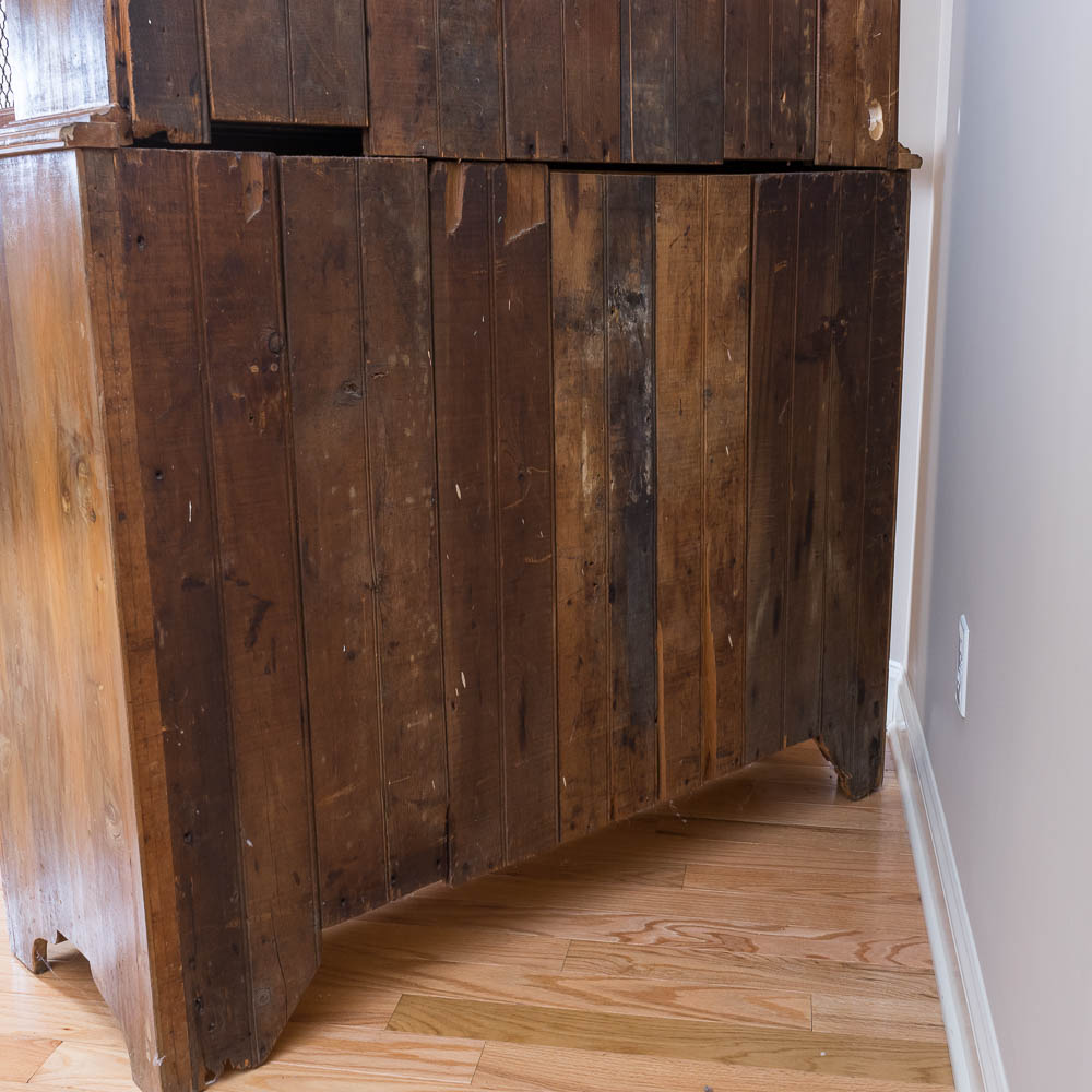 Antique Arts and Crafts Pine Hutch