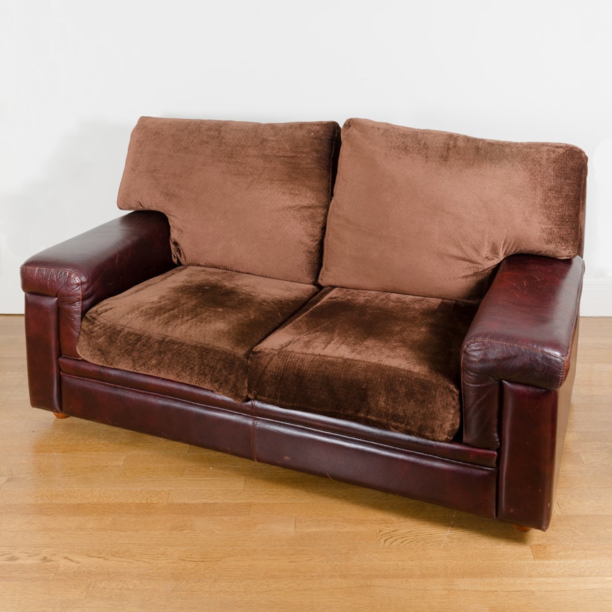 Contemporary Leather Upholstered Loveseat