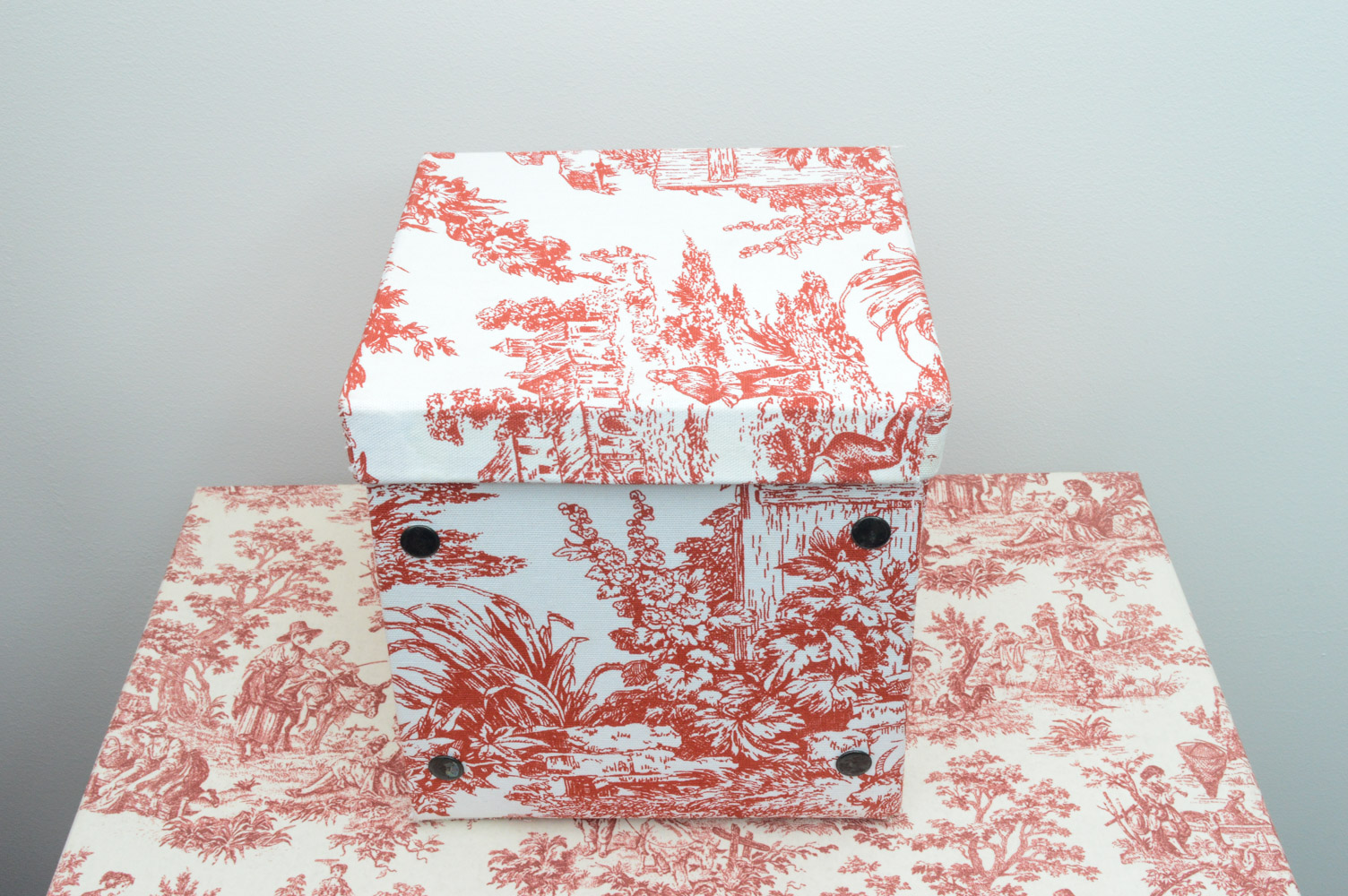 Red and White Toile Wardrobe Storage Set