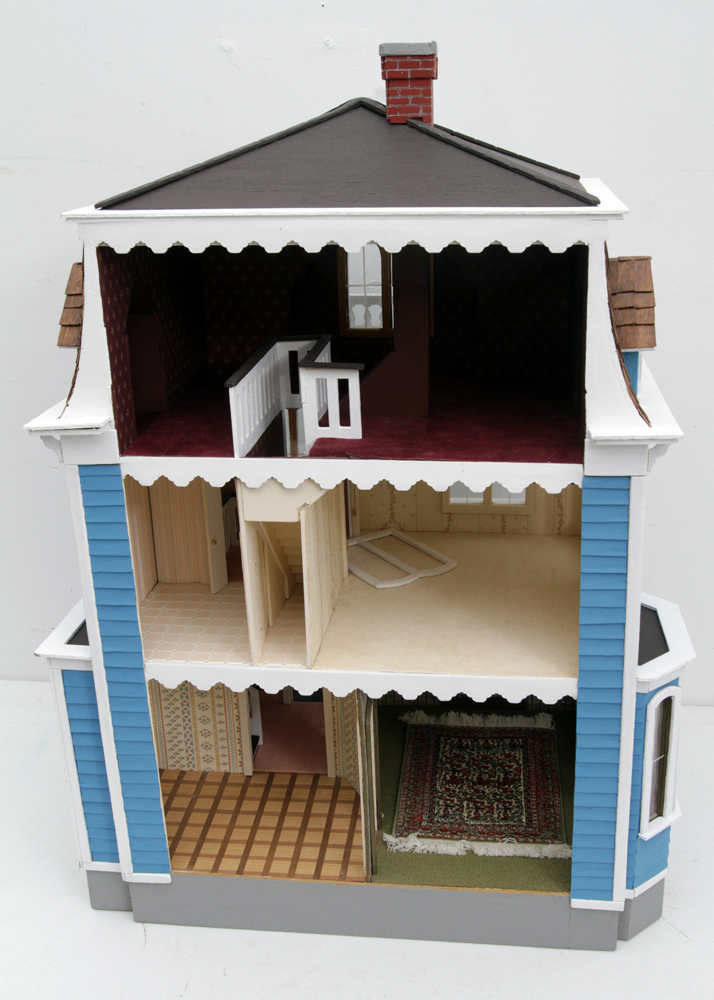Willowcrest Mansard Dollhouse by Greenleaf With Table