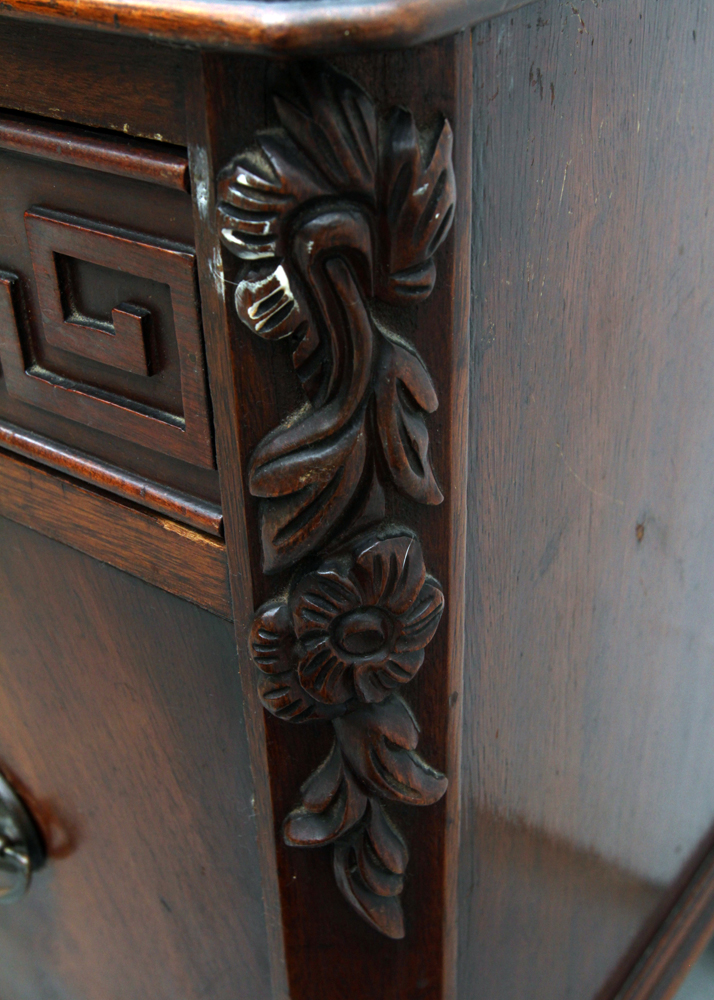 Vintage Chippendale Style Mahogany Knee-Hole Desk