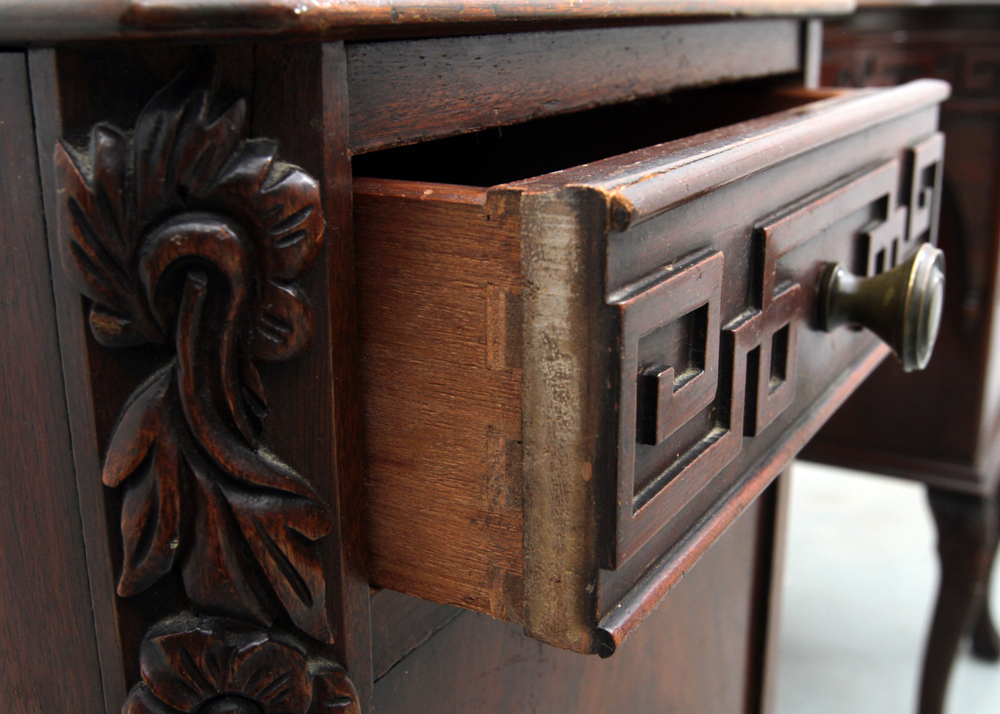 Vintage Chippendale Style Mahogany Knee-Hole Desk