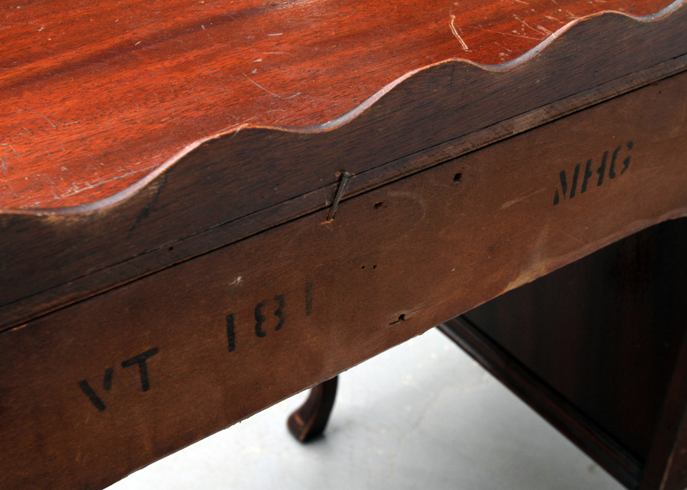 Vintage Chippendale Style Mahogany Knee-Hole Desk