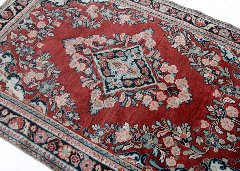 Hand-Knotted Persian Mahal Sarouk Area Rug