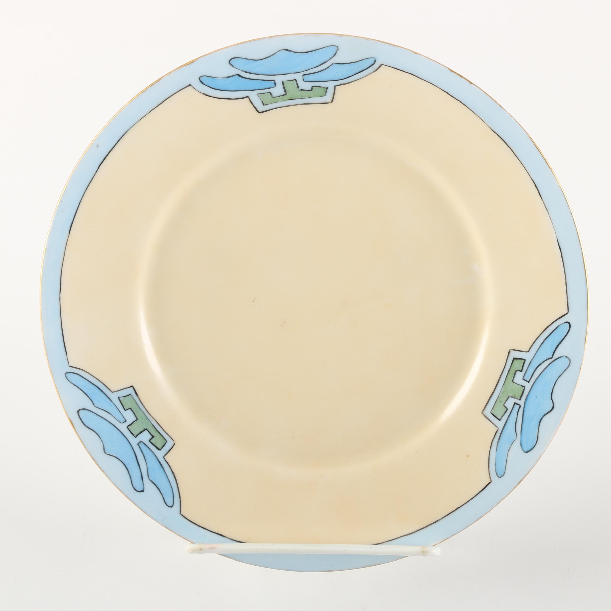 Vintage Porcelain Plates Featuring Tressemanes & Vogt