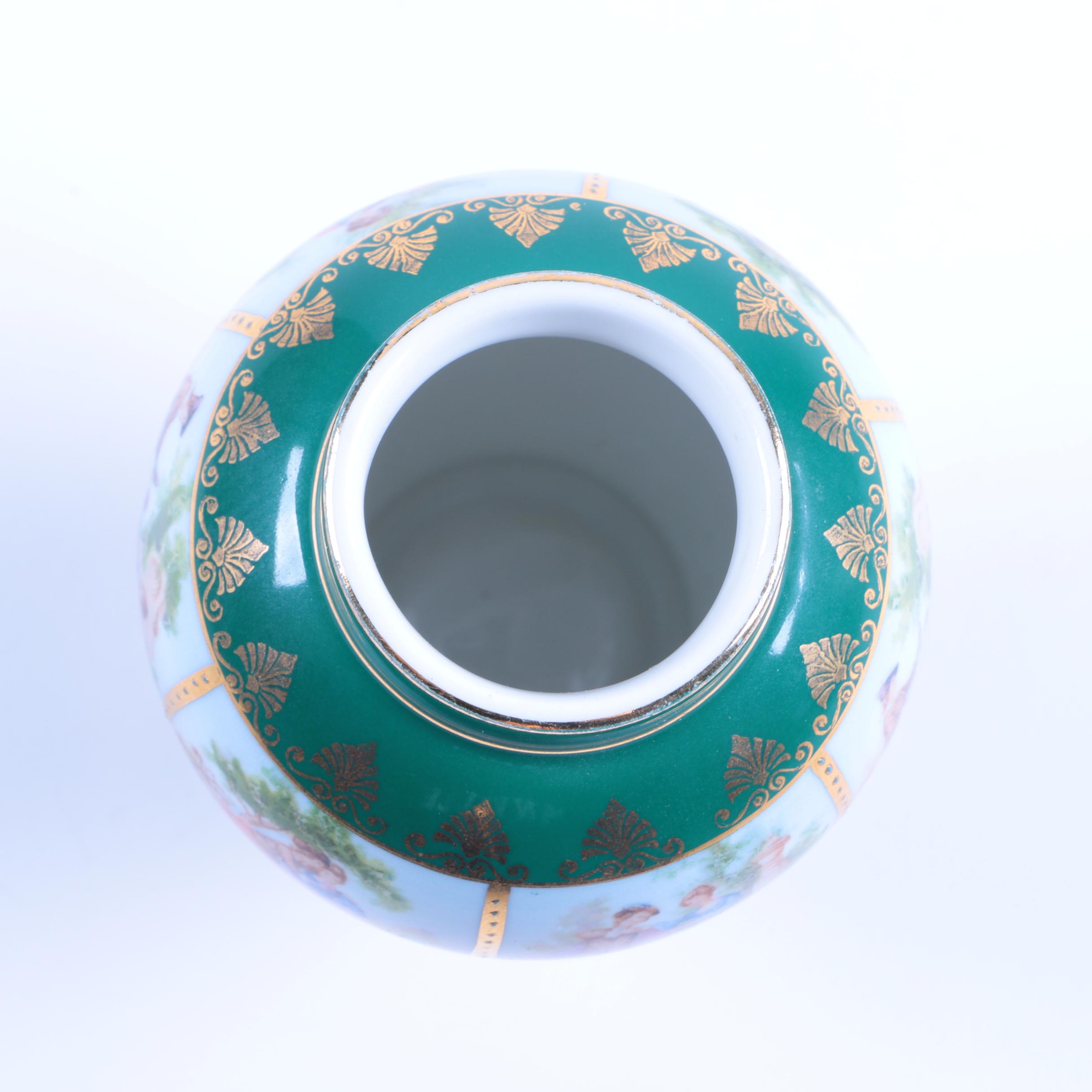 JWK Dec Karlsbad Old Vienna Style Lidded Urn