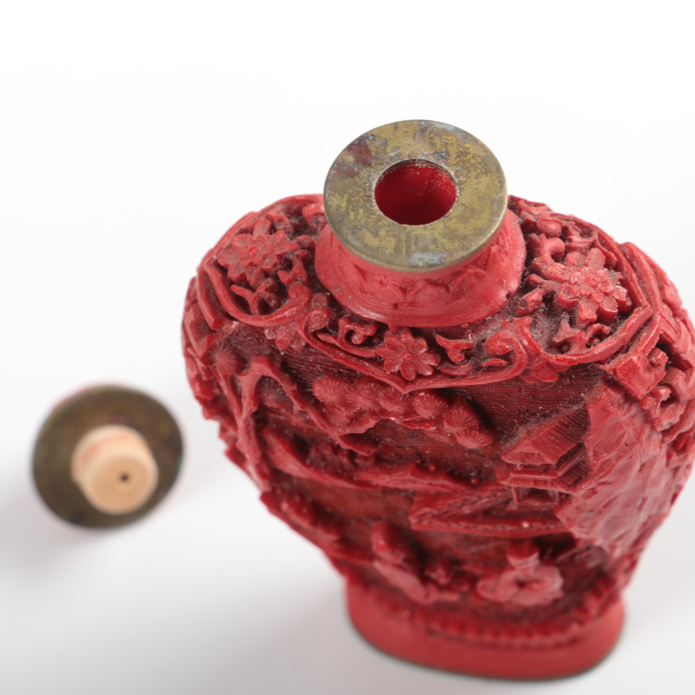 Chinese Tapestry-Inspired Brick-Tone Snuff Bottle
