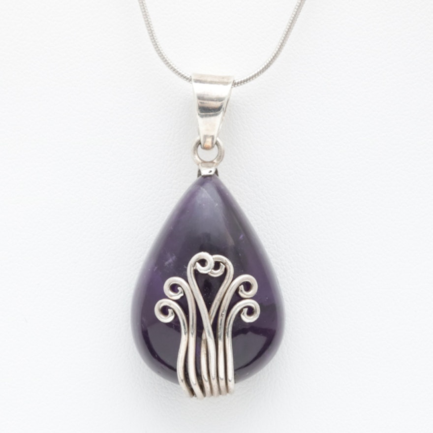 Sterling Silver and Amethyst Pendant with Chain