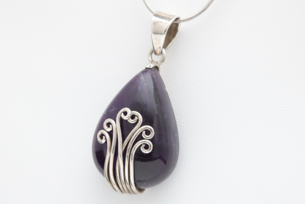 Sterling Silver and Amethyst Pendant with Chain