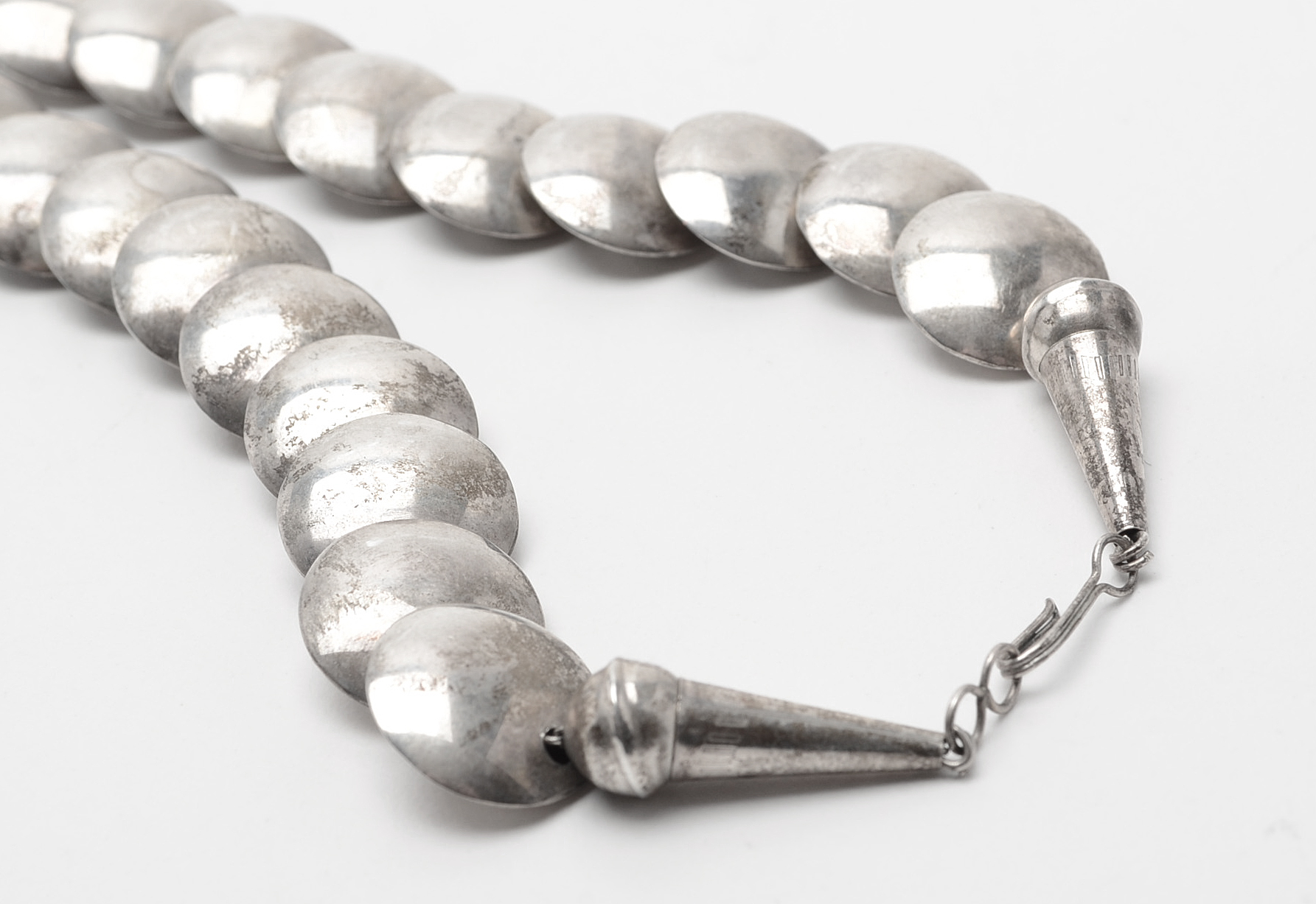 Vintage Southwestern Sterling Silver Overlapping Disc Necklace