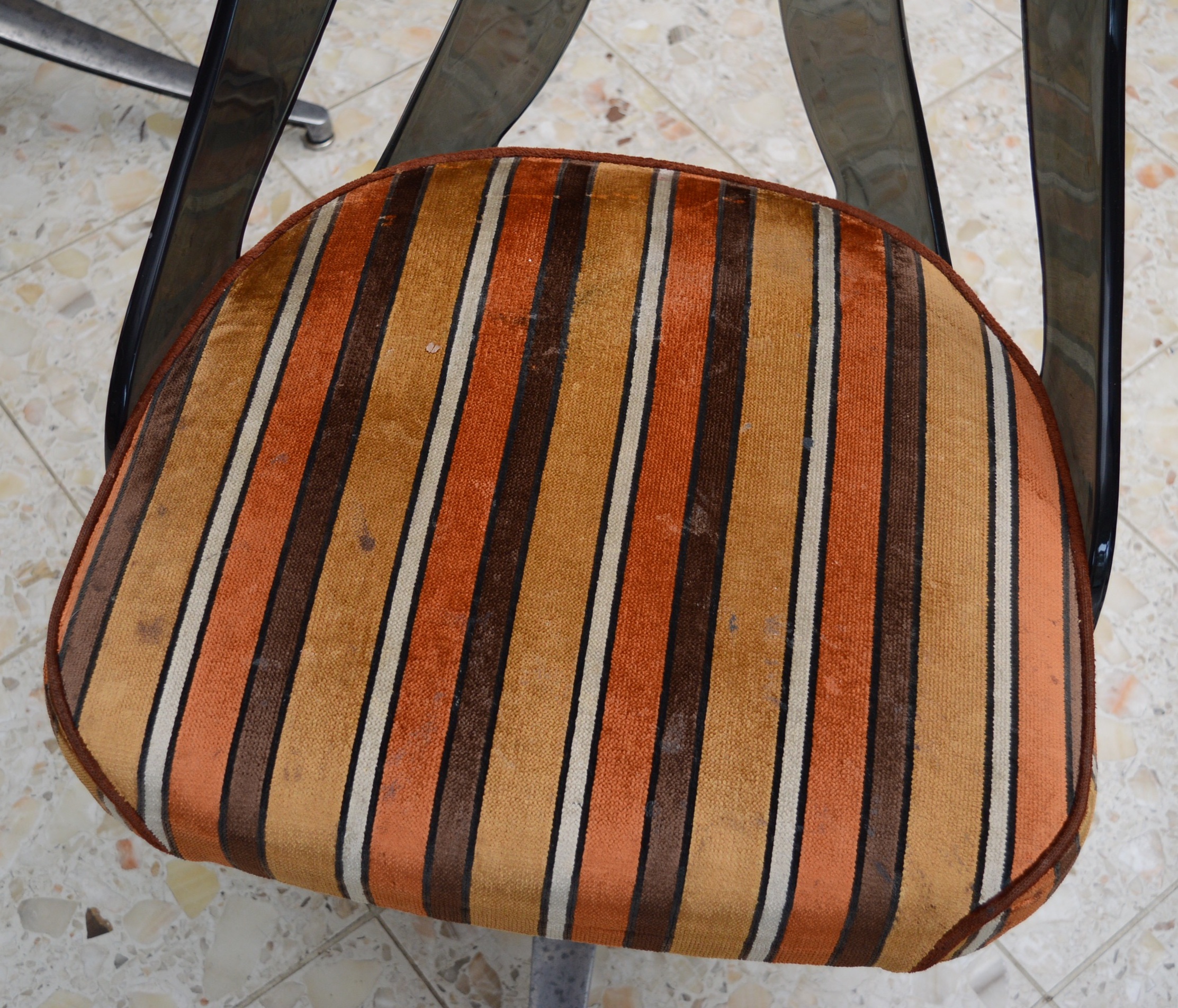 Mid Century Modern Howell Dining Table and Chairs