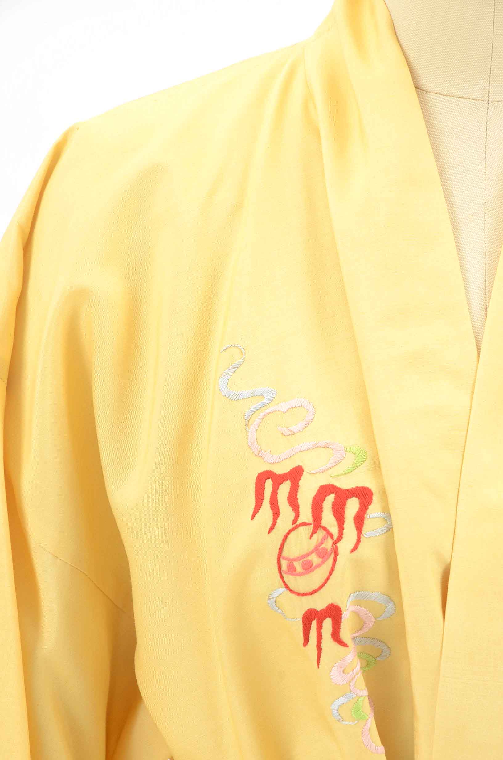 Vintage Chinese Silk Robe by Pearls