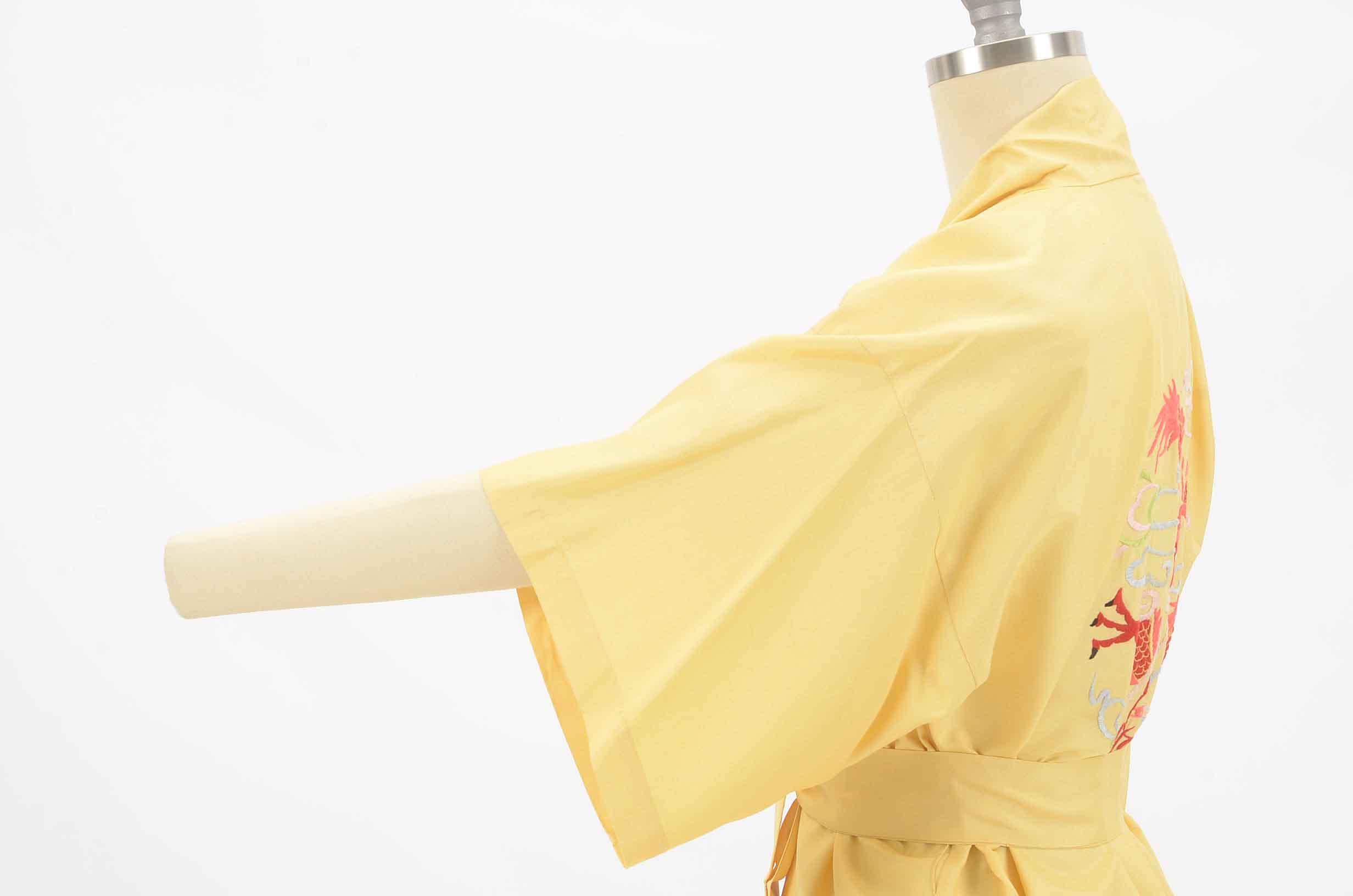 Vintage Chinese Silk Robe by Pearls