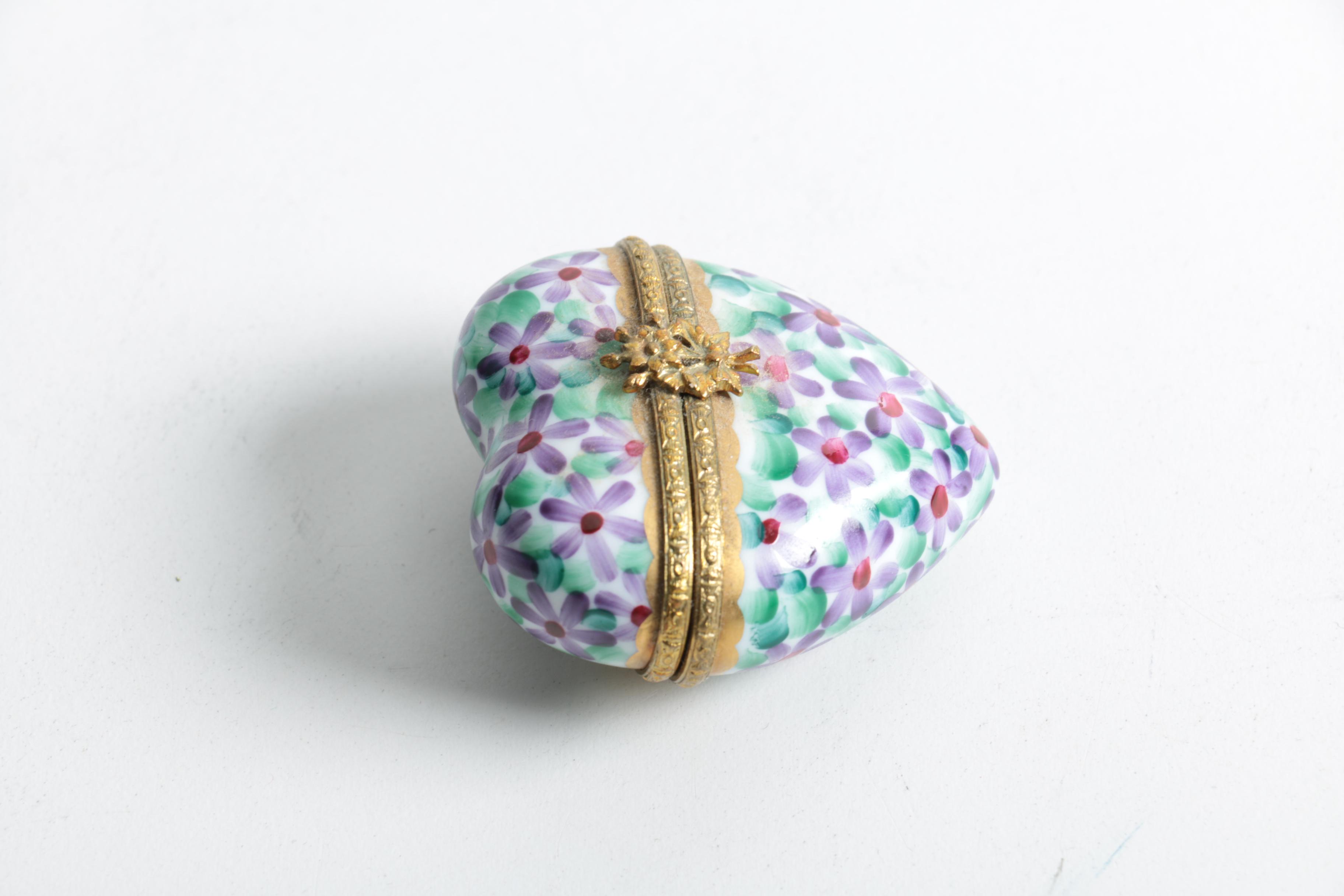 Hand-painted Rochard Limoges Porcelain Trinket Box