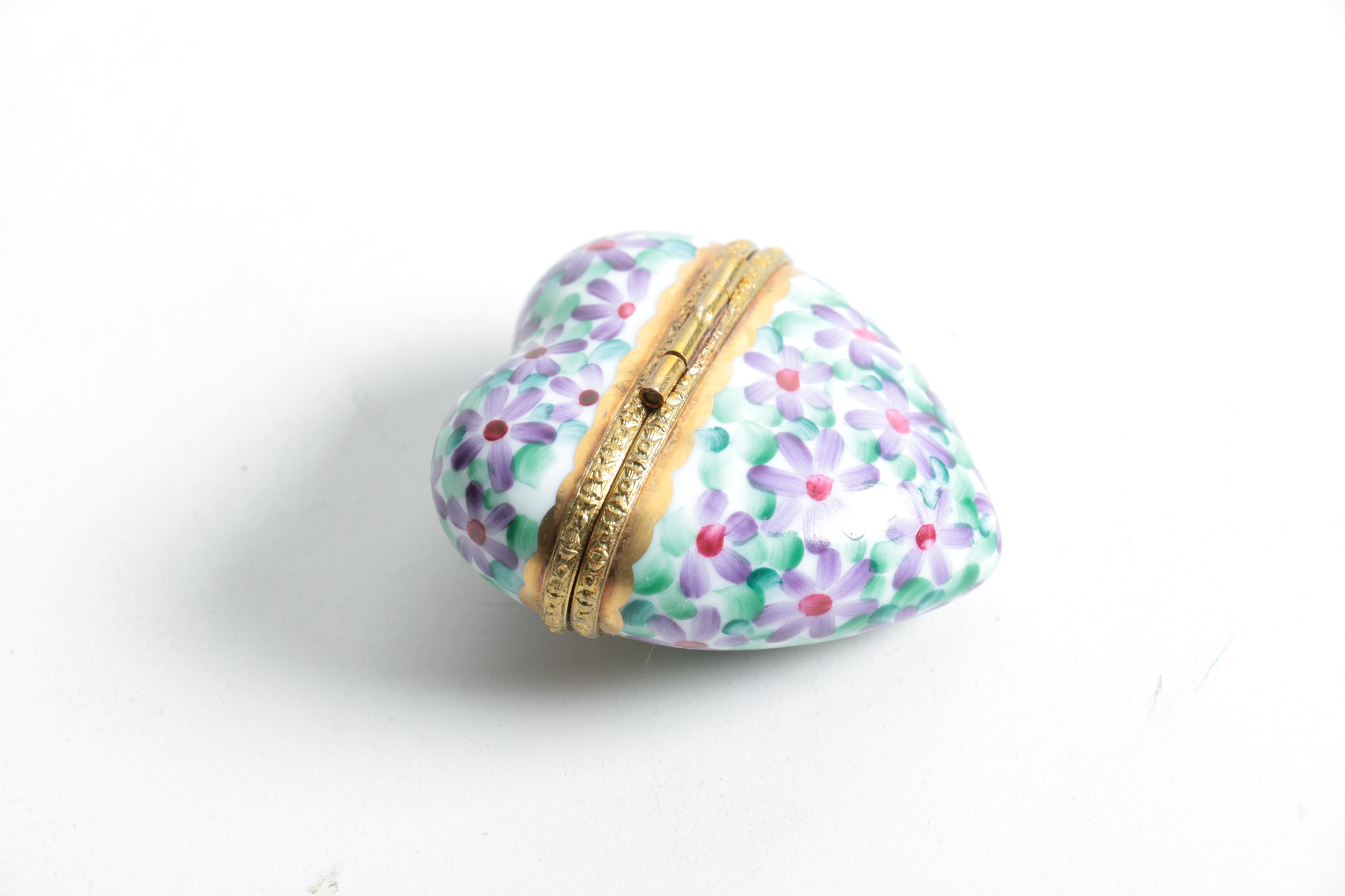 Hand-painted Rochard Limoges Porcelain Trinket Box